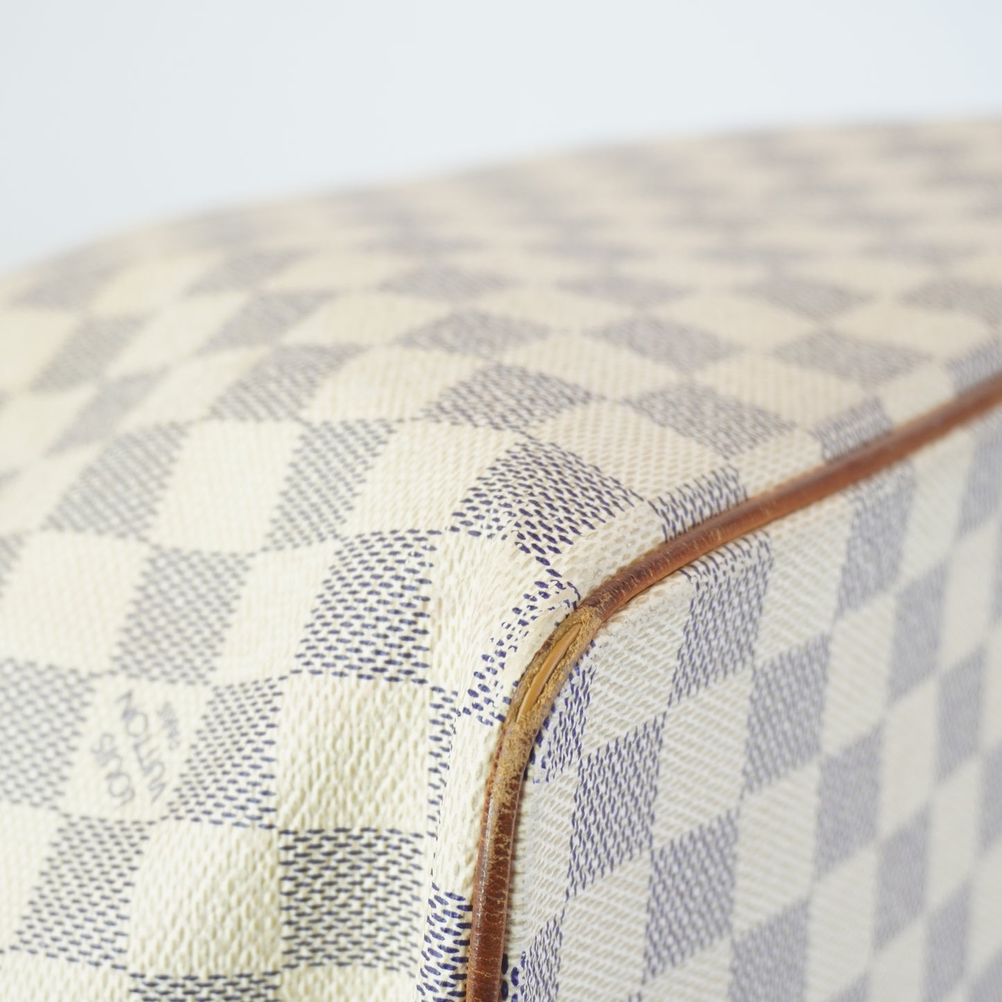 Louis Vuitton	Damier Azur Saleya MM