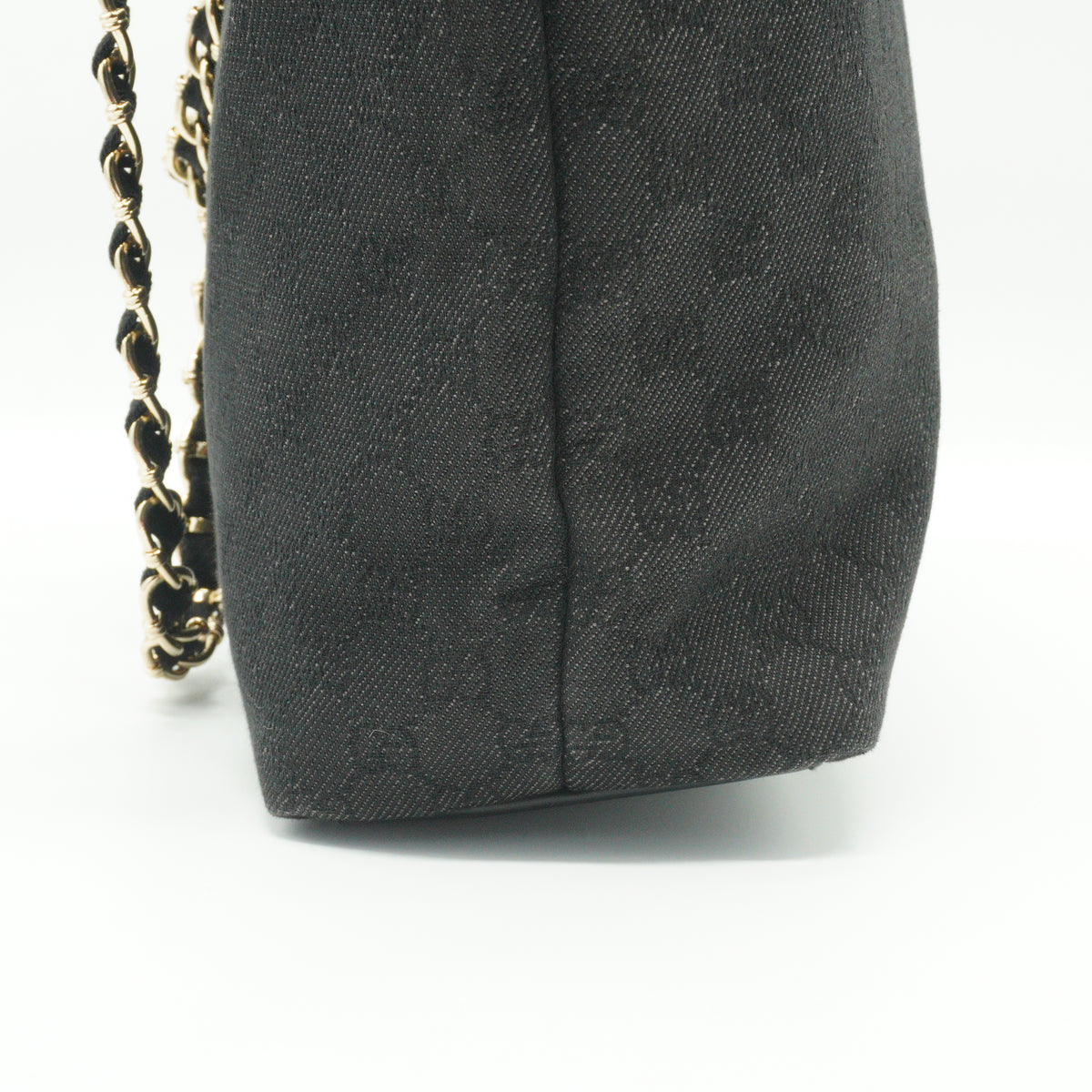 Gucci	GG Canvas Capri Chain Tote Bag medium black GHW