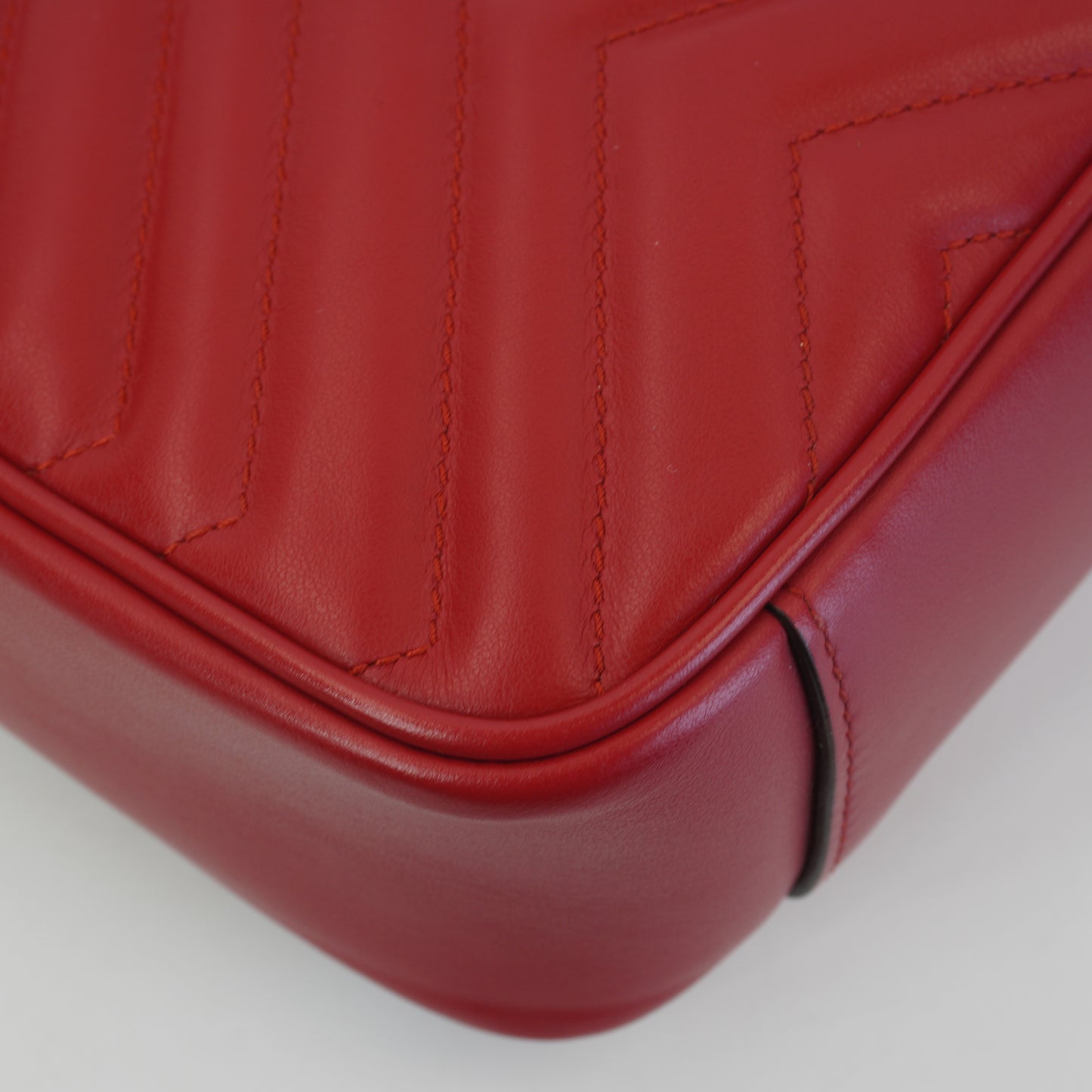 Gucci GG Marmont Red Small GHW