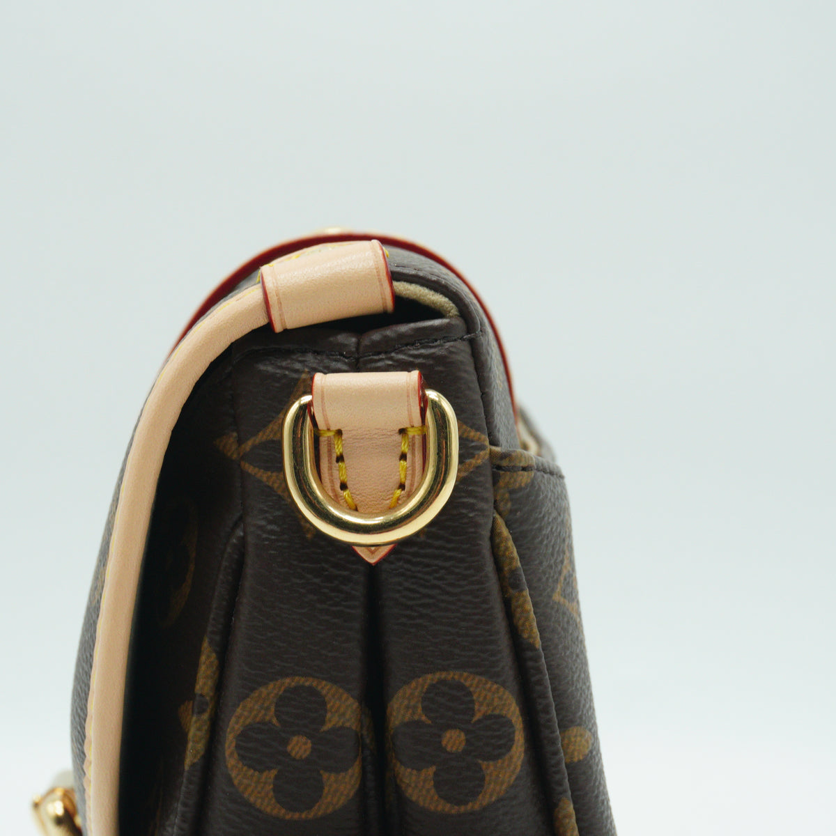 Louis Vuitton Saumur BB Mono GHW
