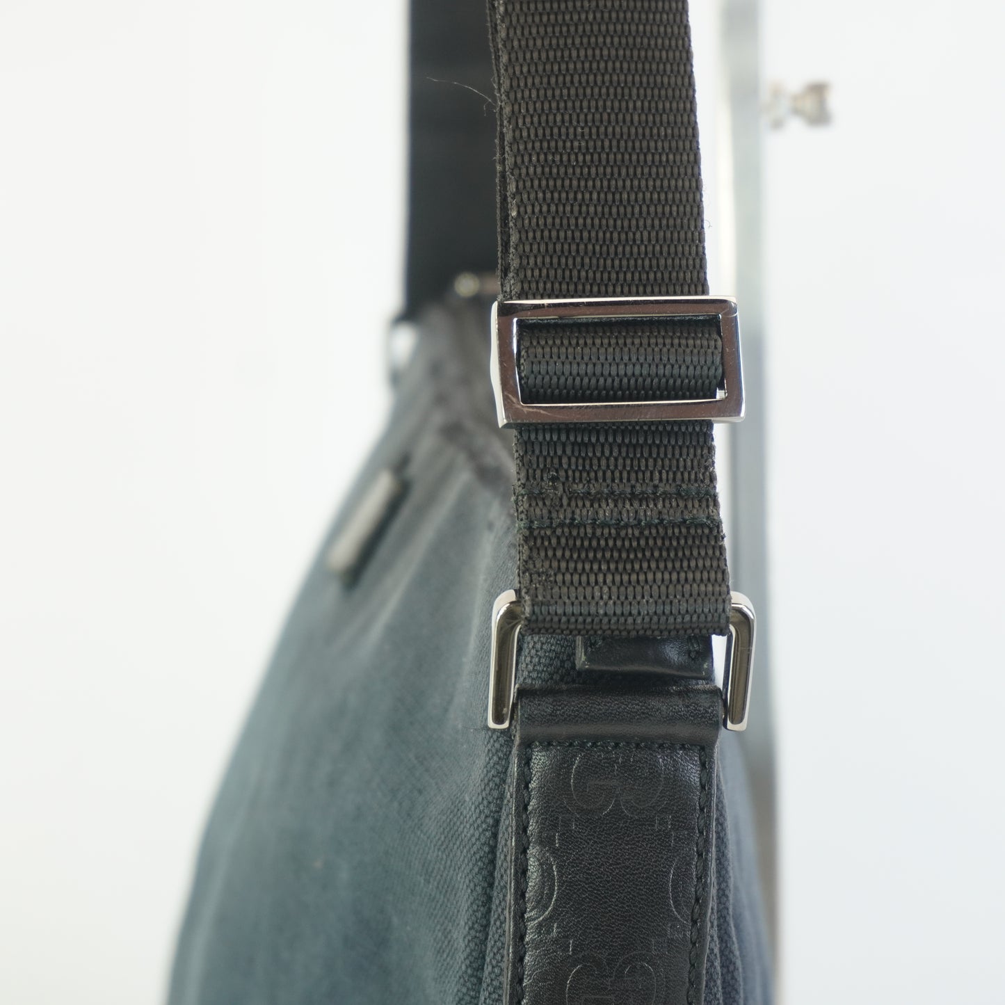 Gucci Messenger Bag SHW Medium