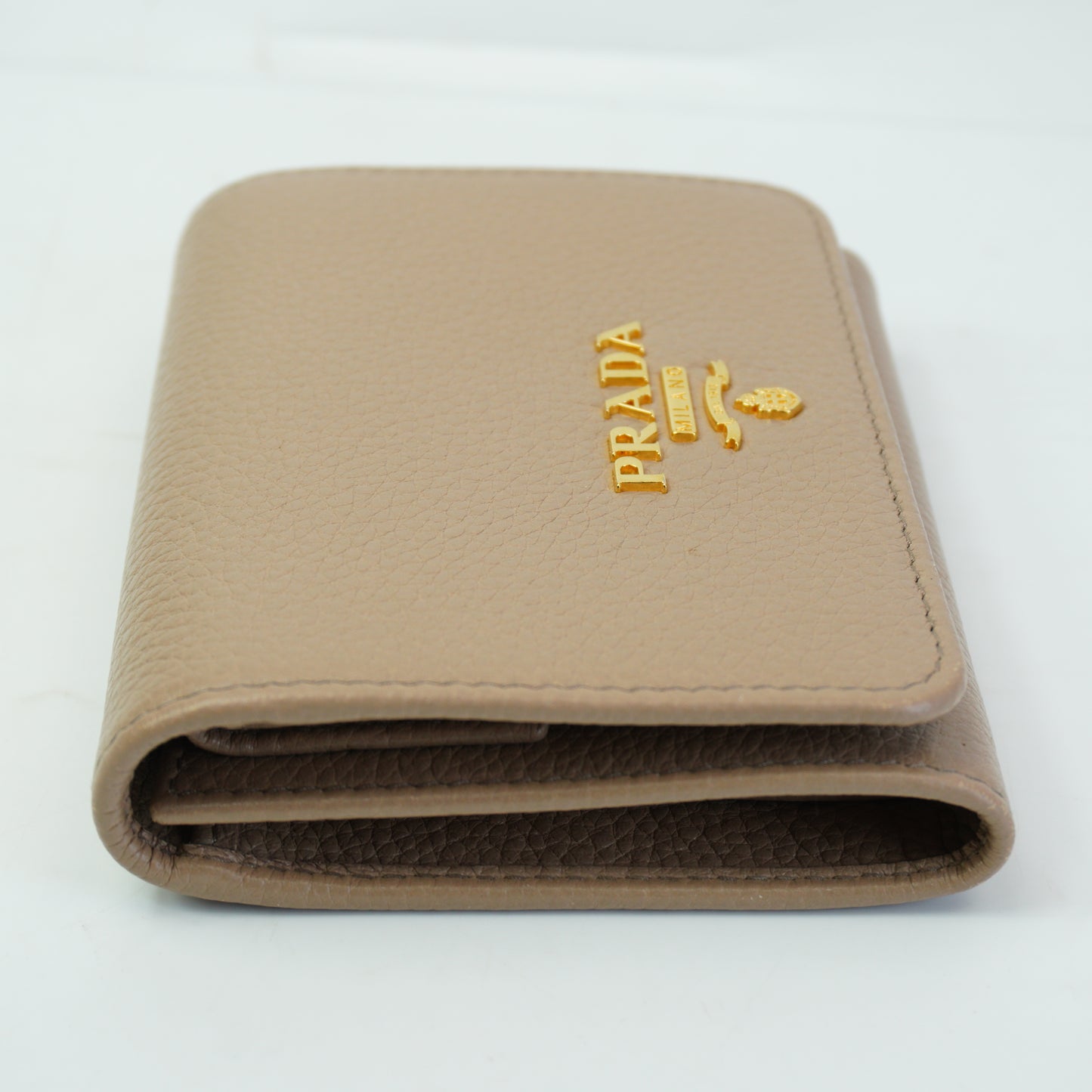 Prada	Vitello Grain Small Leather Beige GHW