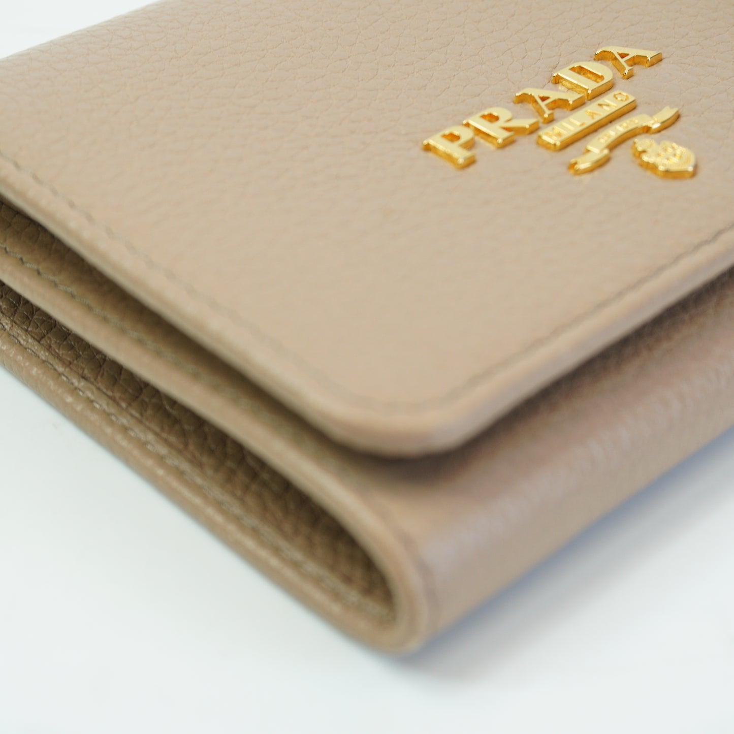 Prada	Vitello Grain Small Leather Beige GHW