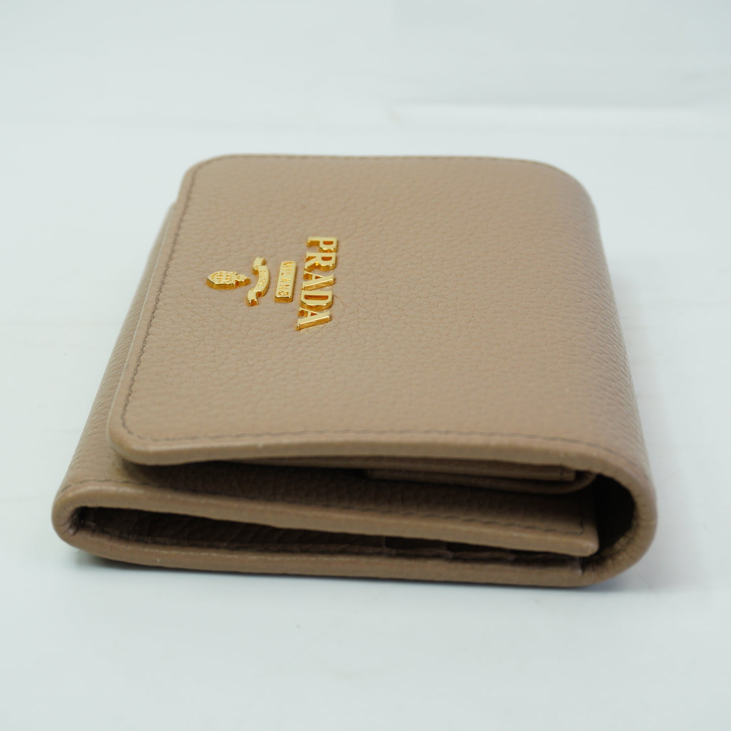 Prada	Vitello Grain Small Leather Beige GHW