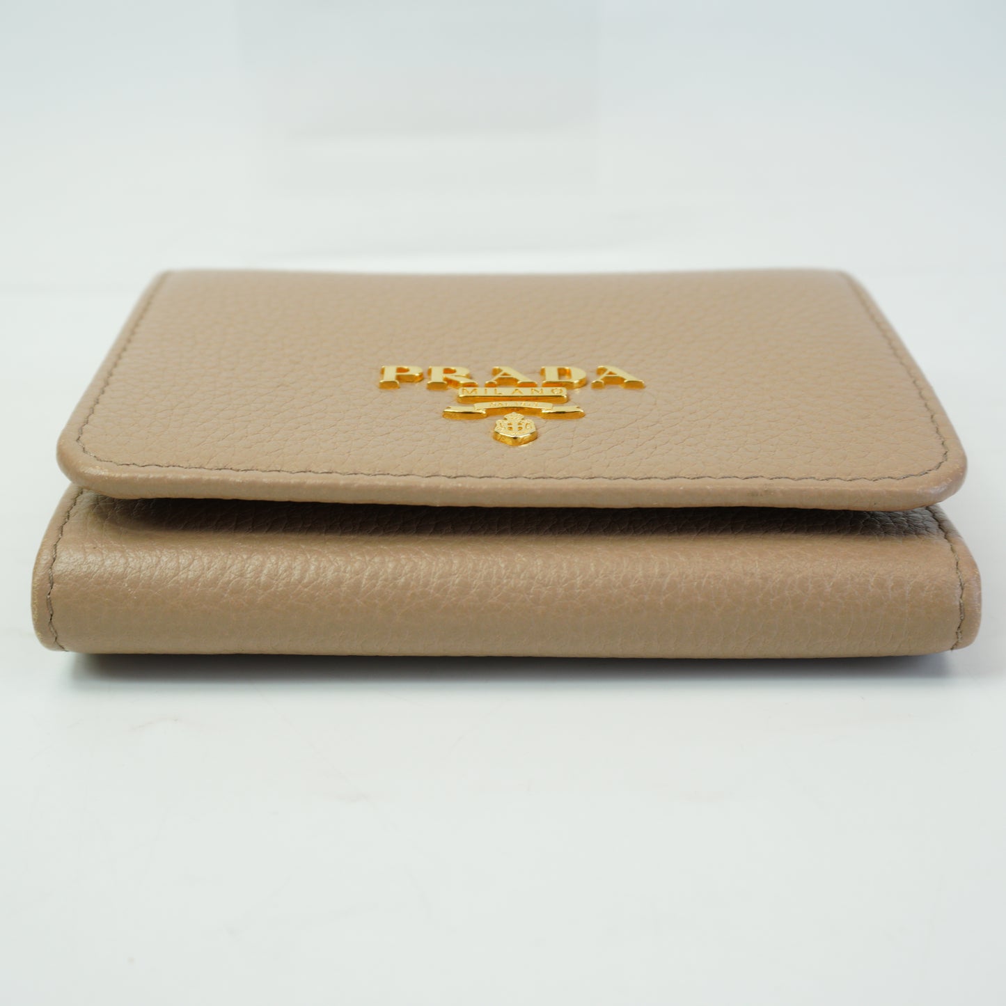 Prada	Vitello Grain Small Leather Beige GHW