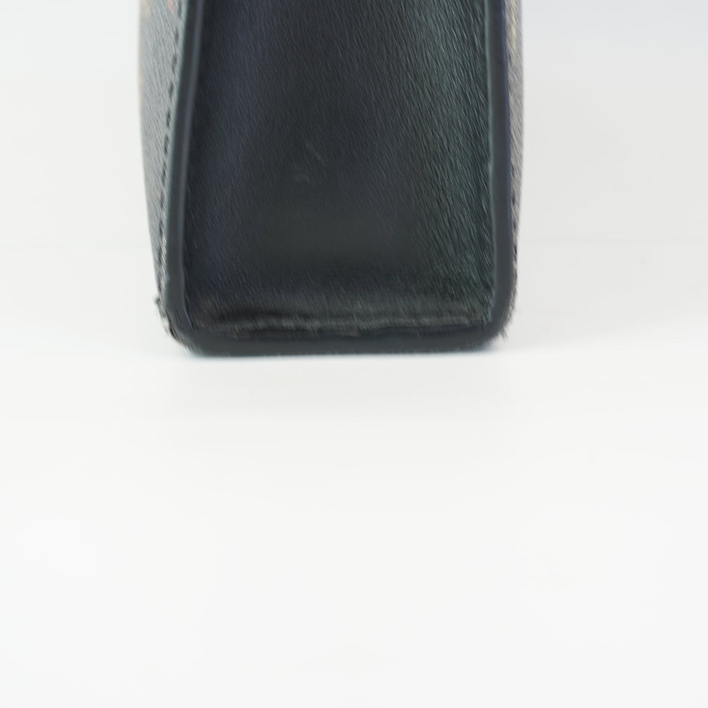 Louis Vuitton	Gaston Wearable Animal Stamps