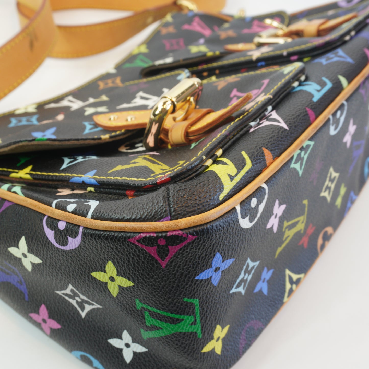 Louis Vuitton	Monogram MUlticolore Lodge Bag GHW Medium