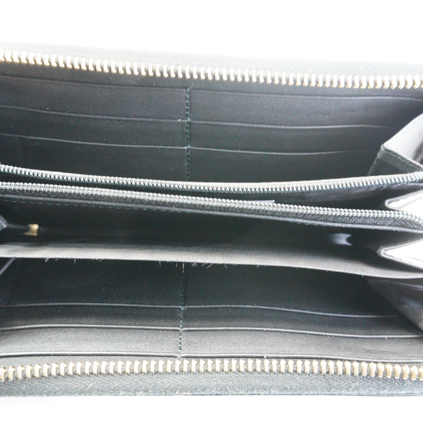 Gucci	Guccissima Margaux Metal Zip Around Wallet Black GHW