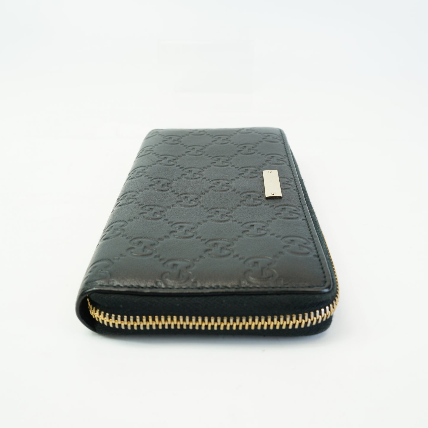 Gucci	Guccissima Margaux Metal Zip Around Wallet Black GHW