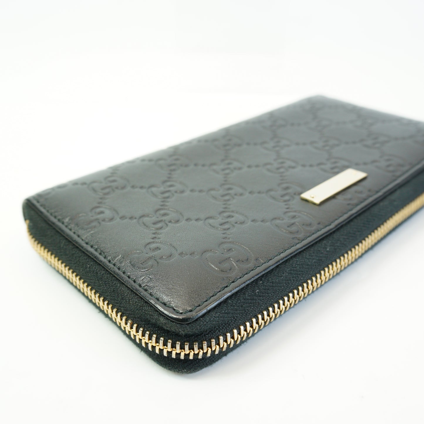 Gucci	Guccissima Margaux Metal Zip Around Wallet Black GHW