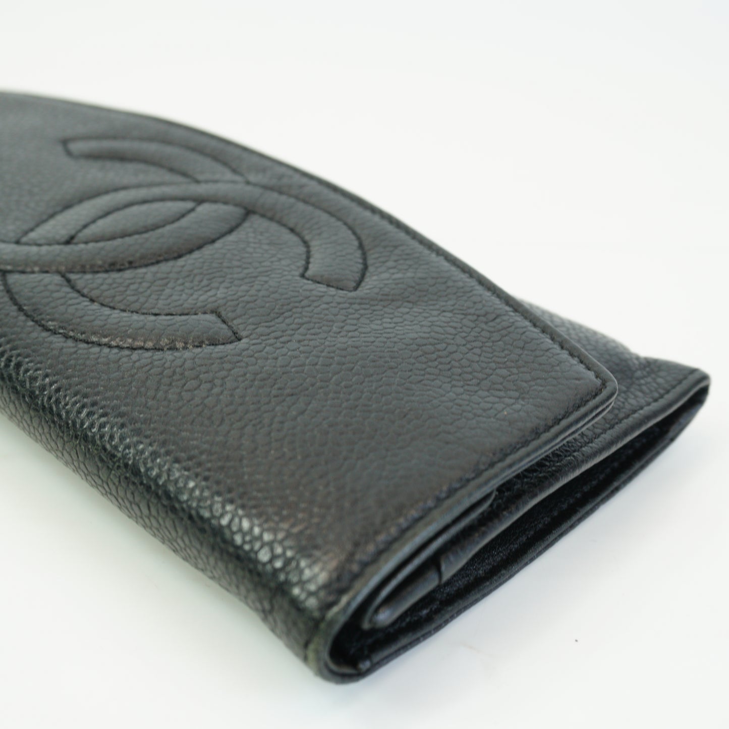 Chanel	Timeless CC wallet On Chain Black GHW