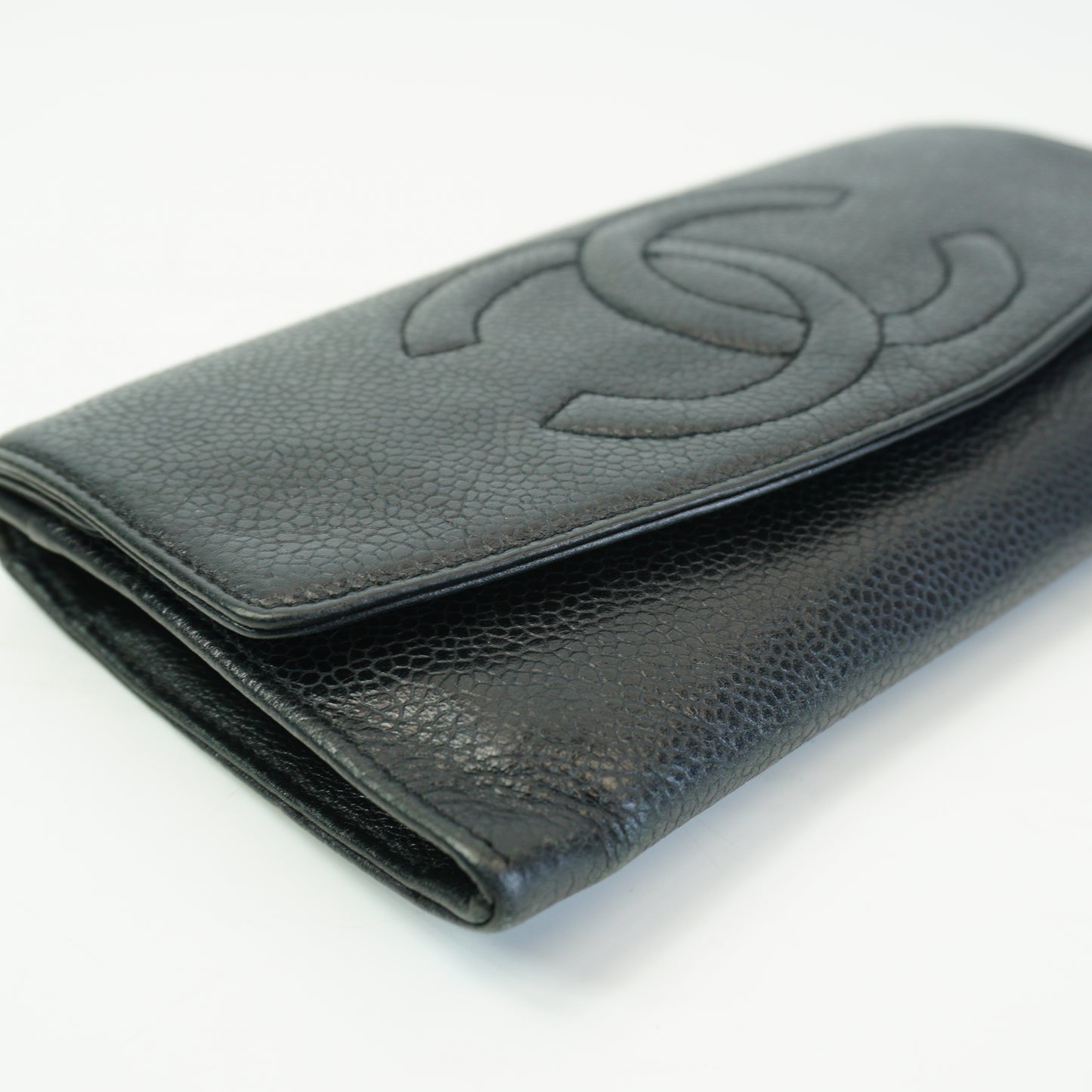 Chanel	Timeless CC wallet On Chain Black GHW