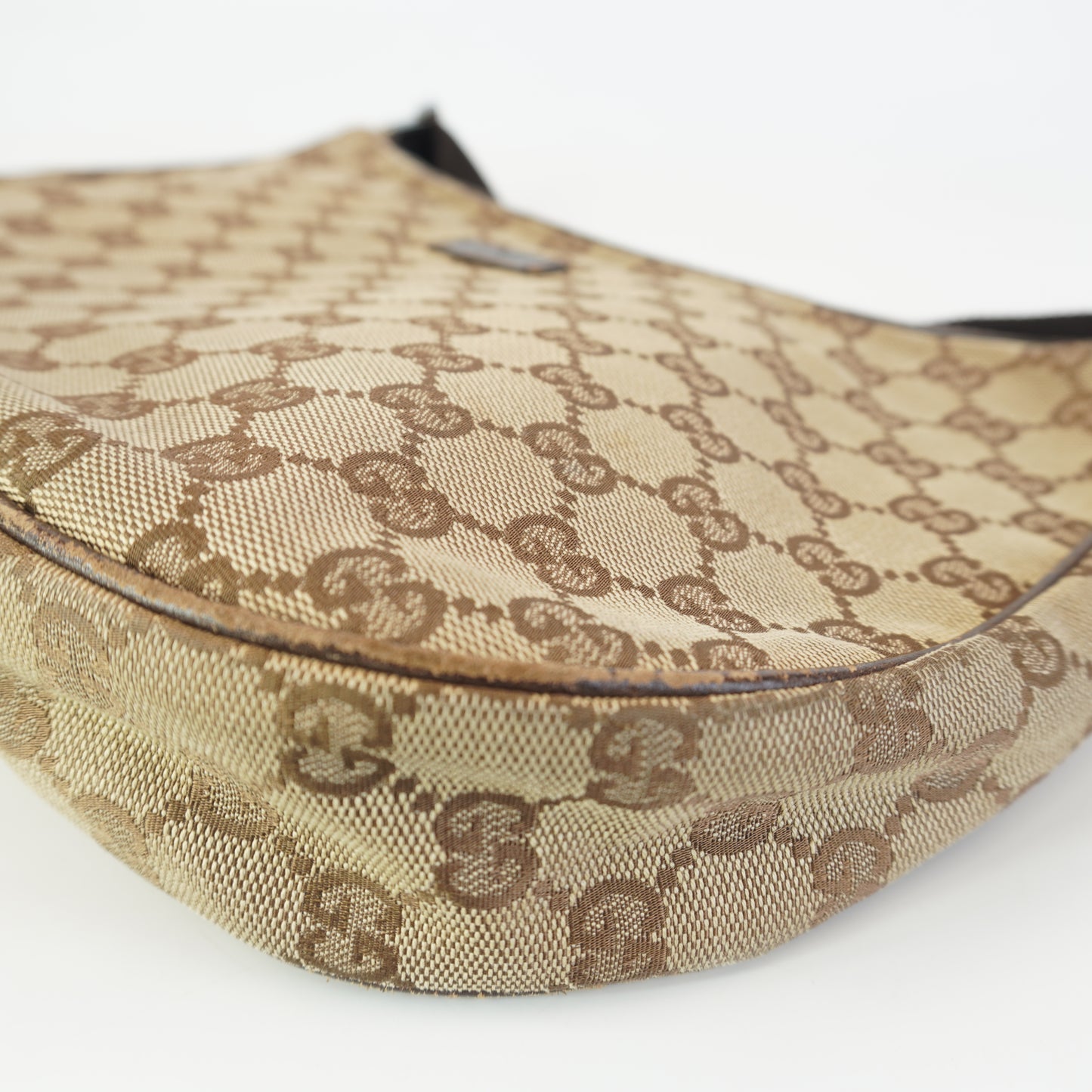 Gucci Messenger Bag SHW Medium