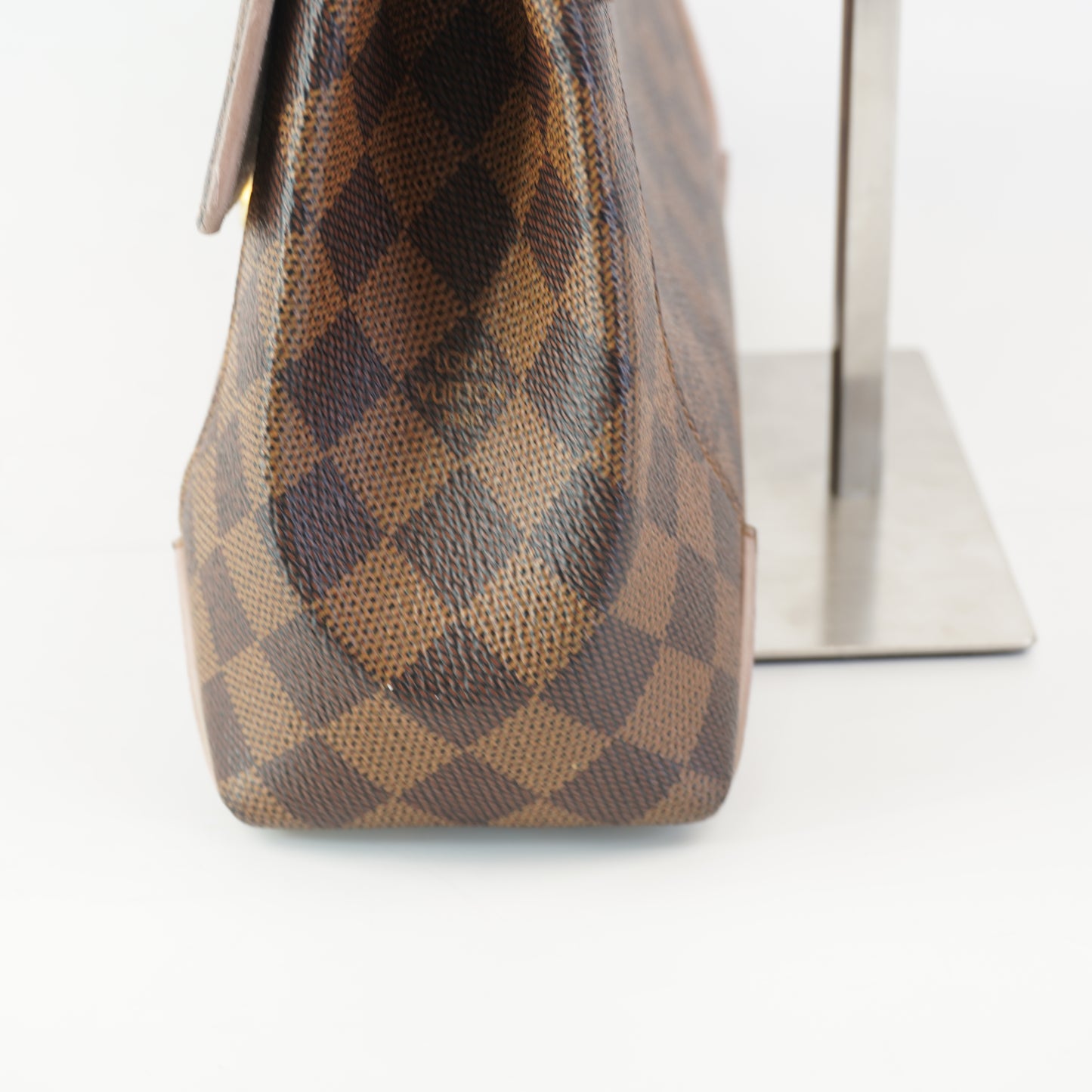 Louis Vuitton	Caissa Clutch Damier Ebene