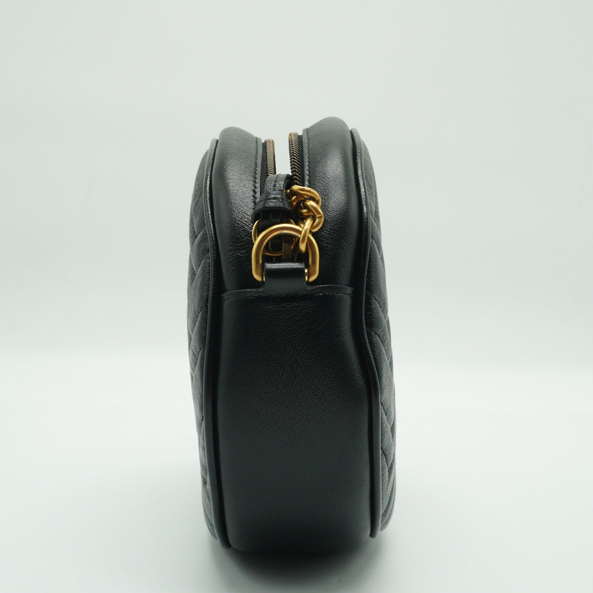 Gucci	Marmont Round Shoulder Bag Mini black GHW