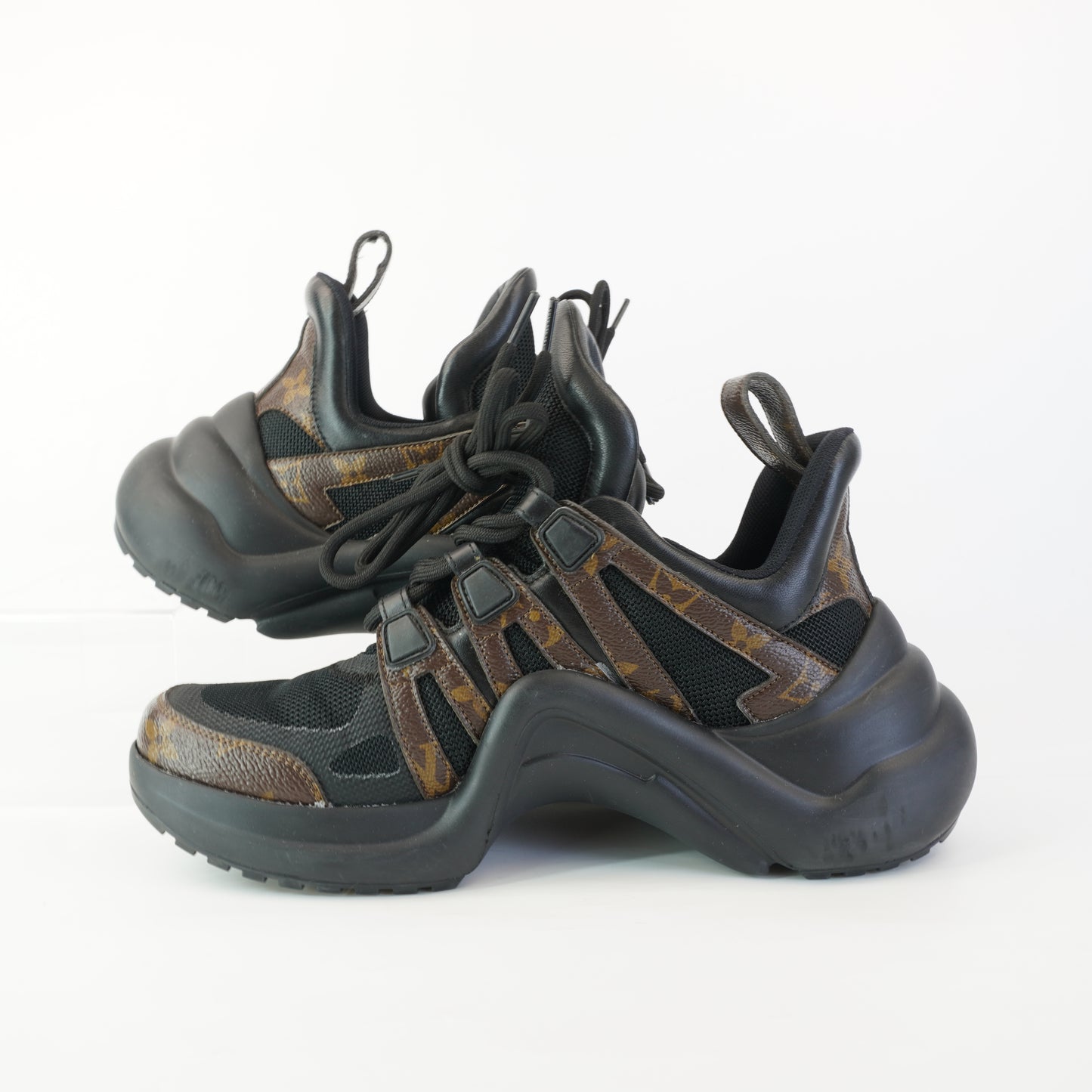 Louis Vuitton	Shoes High-Cut size 37