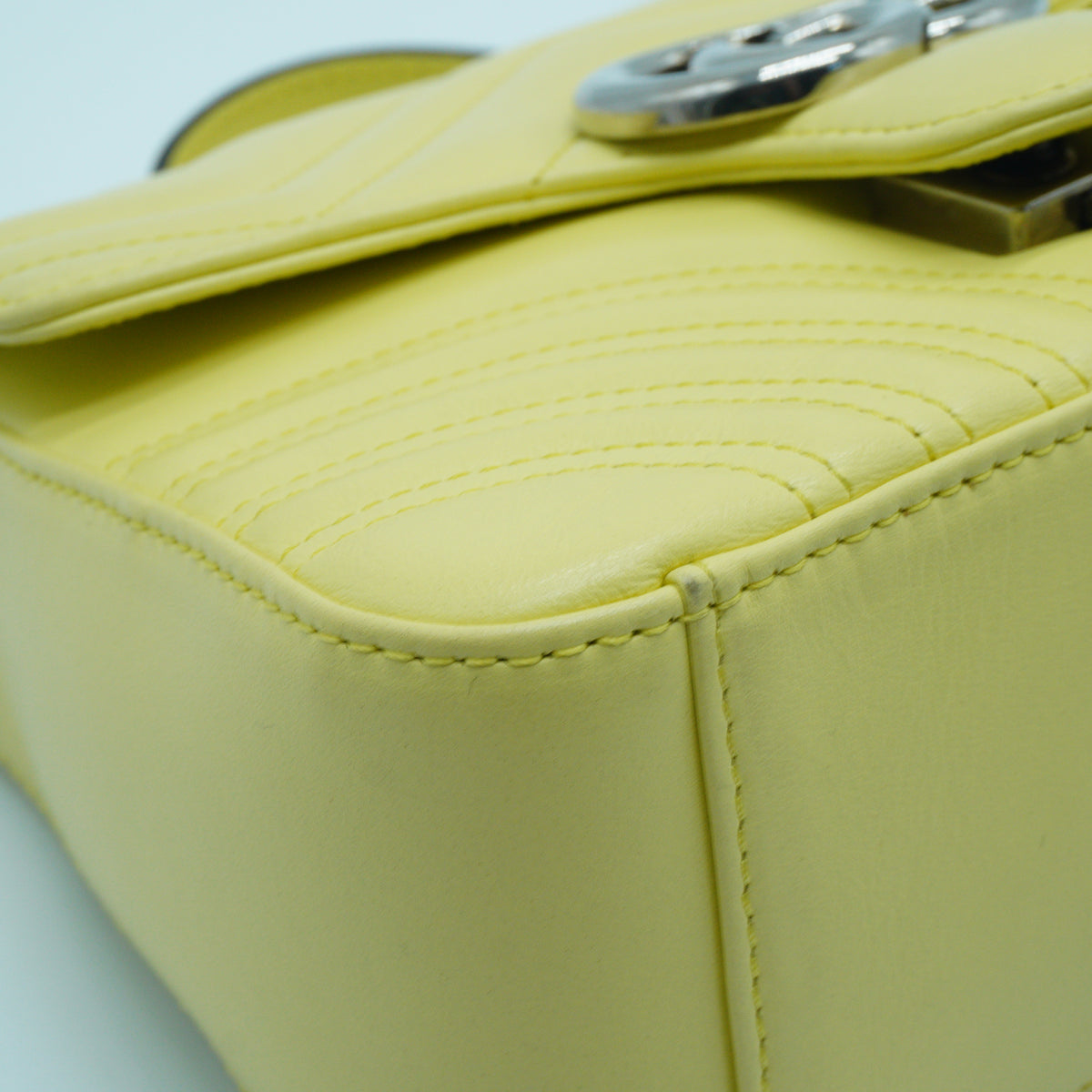 Gucci GG Marmont Small Metalasse Bright Yellow SHW
