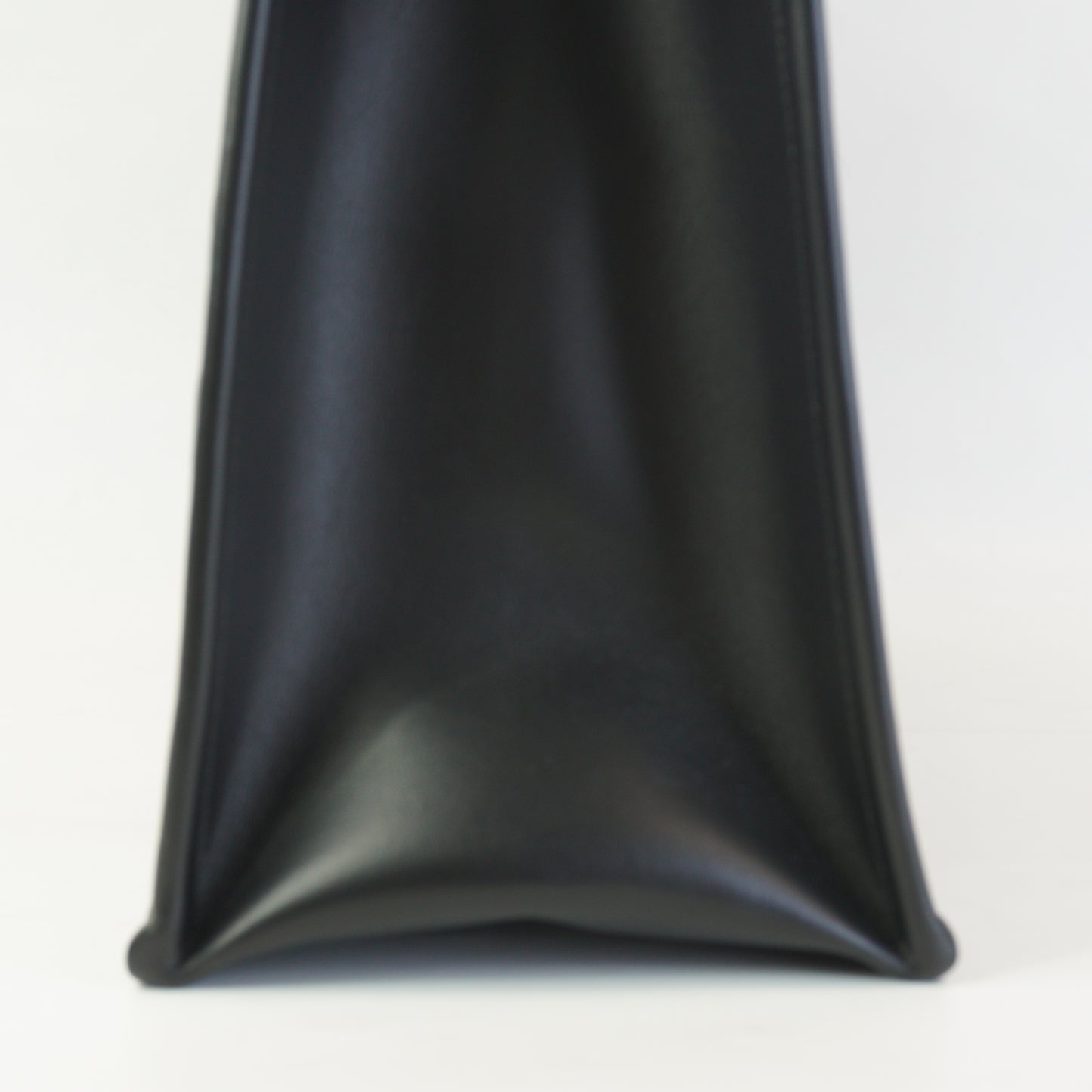 Dior	Tote Black GHW Large