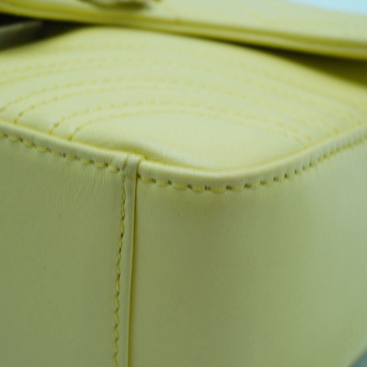 Gucci GG Marmont Small Metalasse Bright Yellow SHW