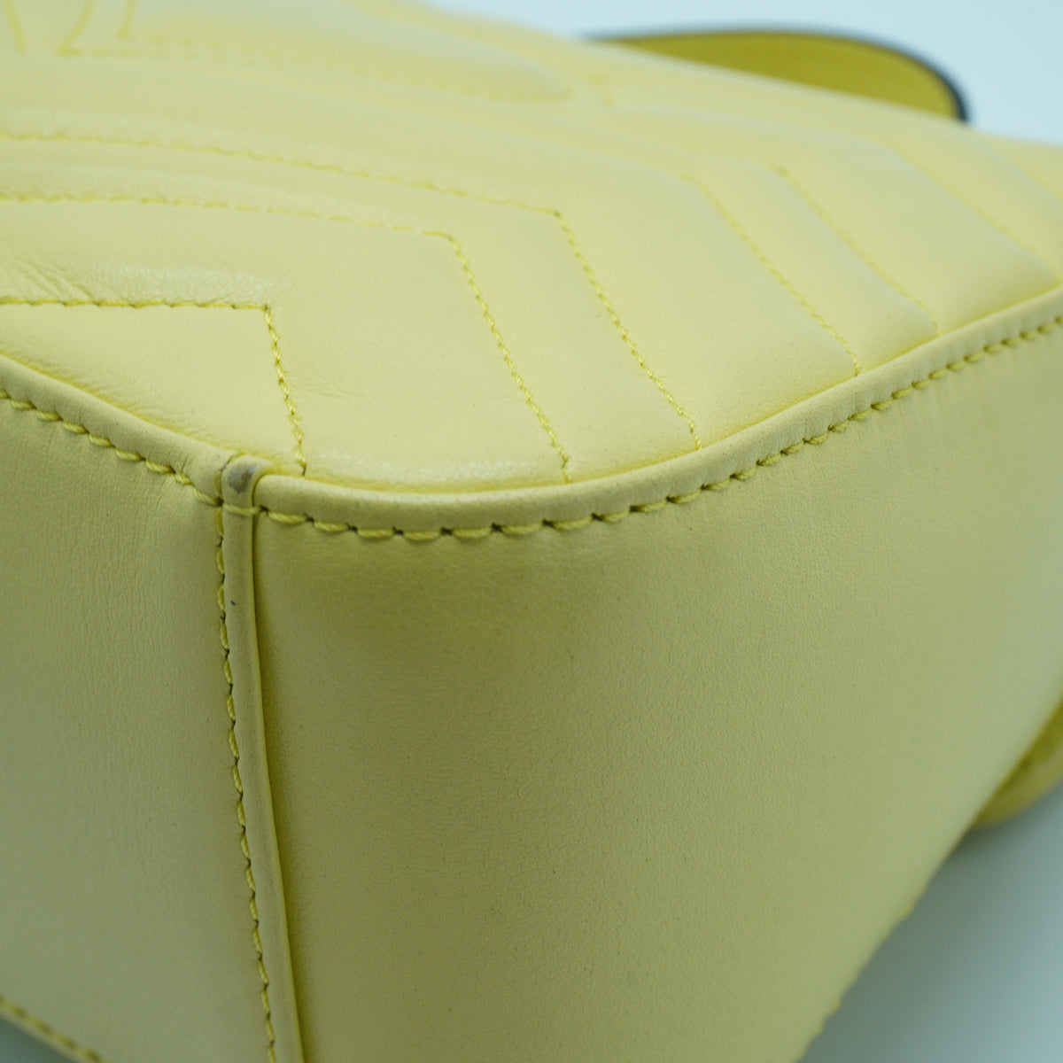 Gucci GG Marmont Small Metalasse Bright Yellow SHW