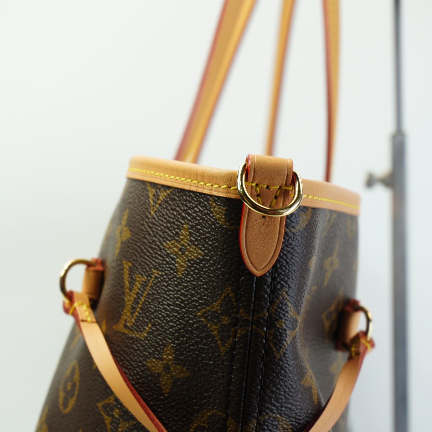 Louis Vuitton	Neverfull Monogram GM Inside Out GHW