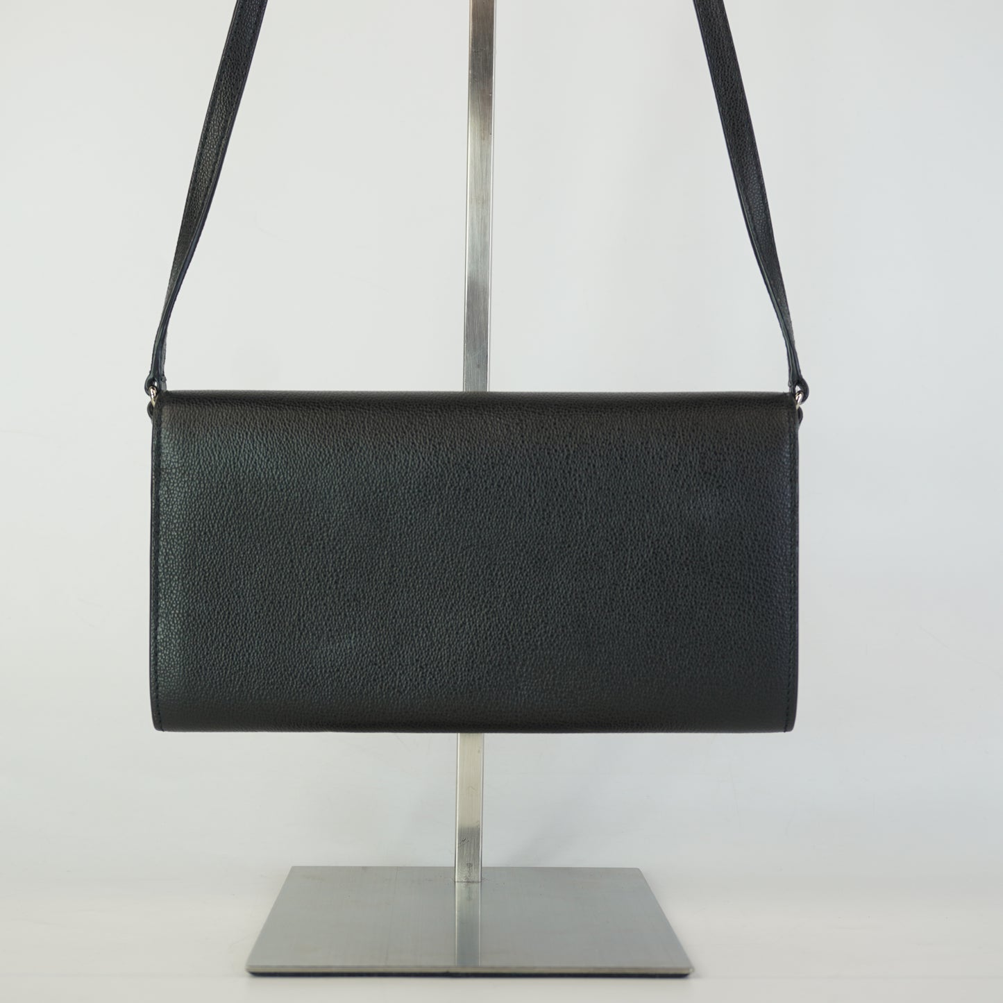 Burberry	Henley Leather Crossbody Bag Black