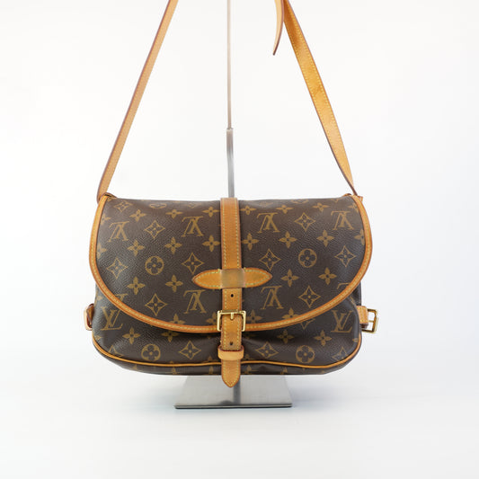 Louis Vuitton	Saumur 30