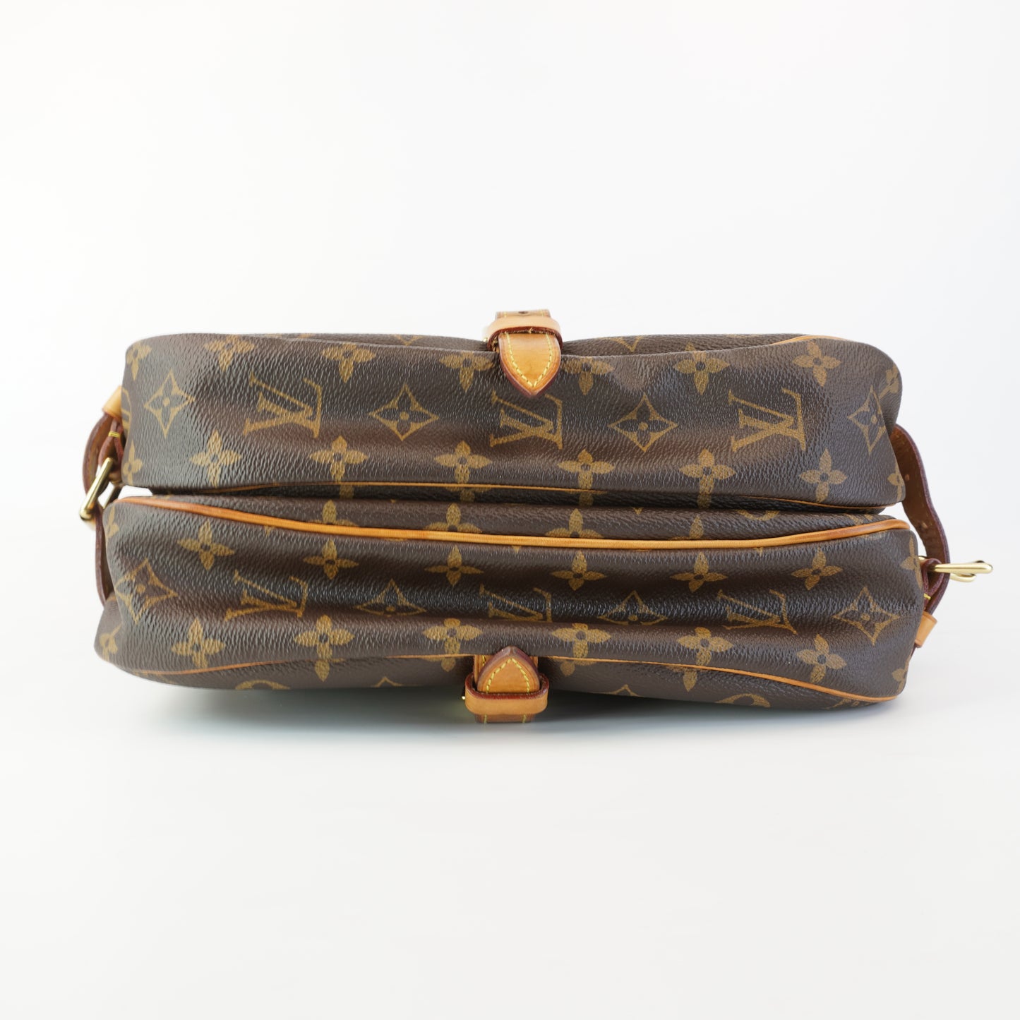 Louis Vuitton	Saumur 30