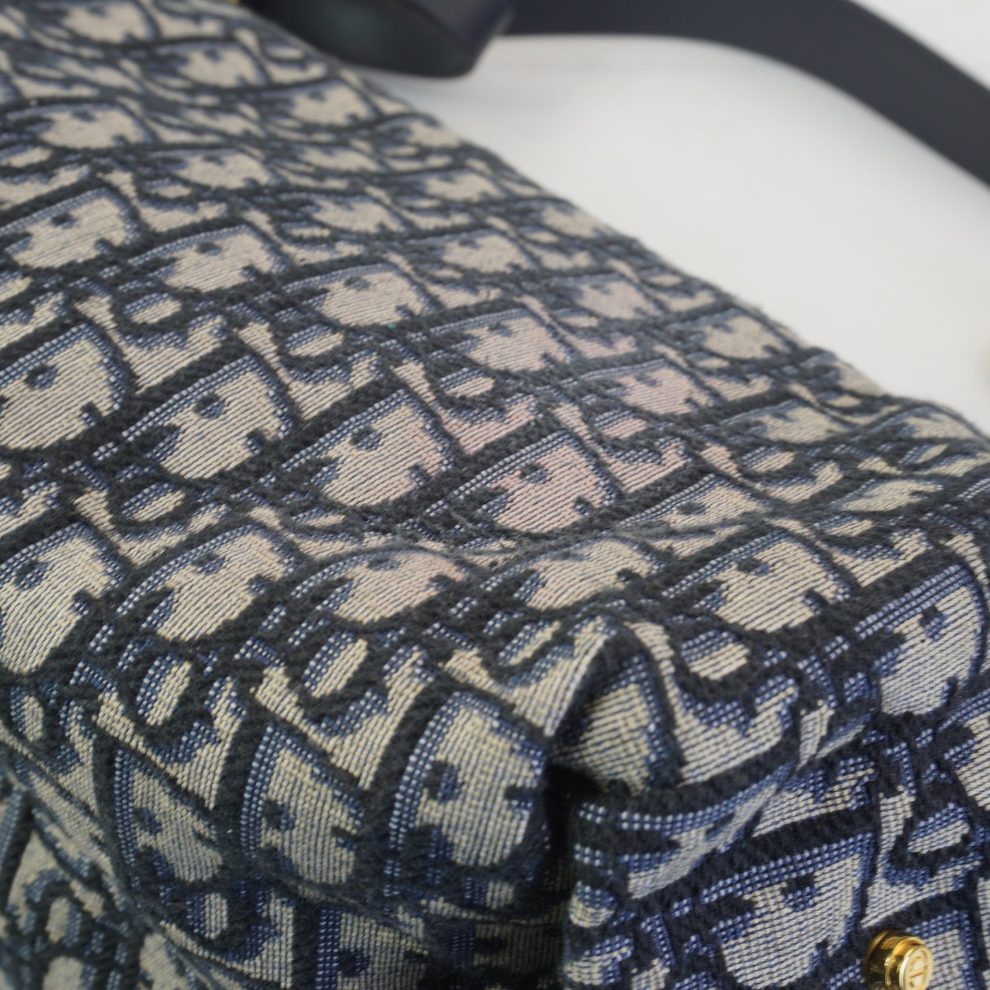 Dior	Oblique Jacquard D GHW Medium