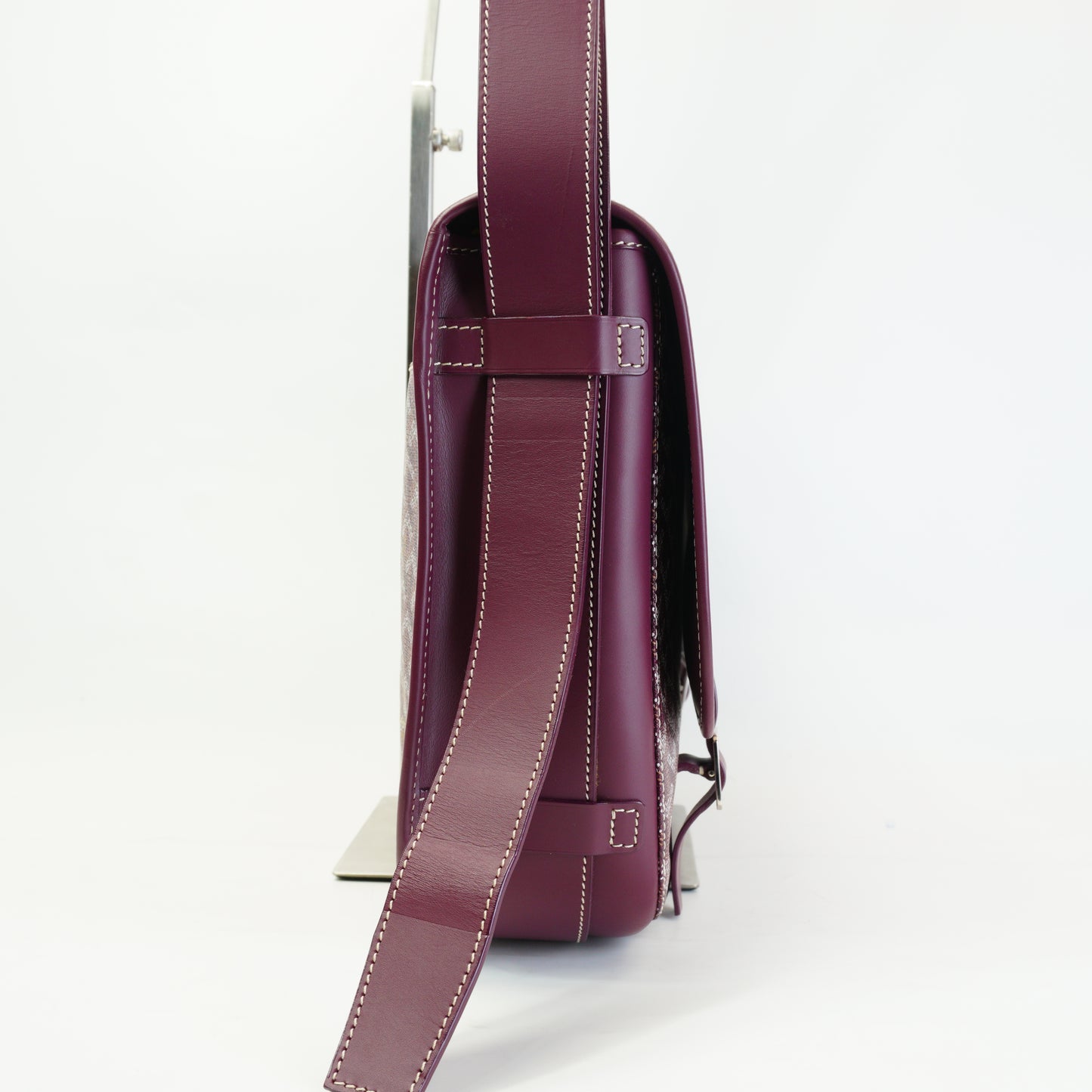Goyard	Belveere Messenger Bag Burgundy Medium SHW