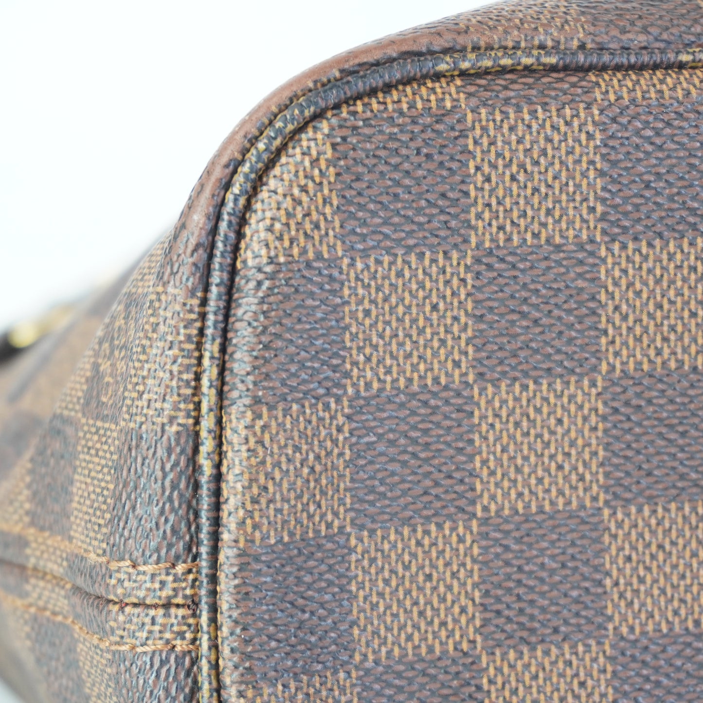 Louis Vuitton	Neverfull Tote DE PM GHW