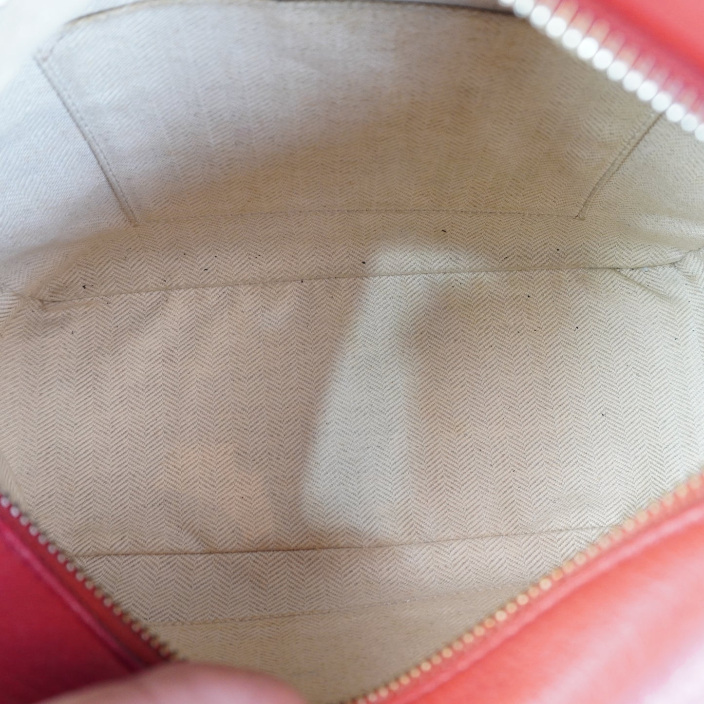Loewe Puzzed Red Calfukin Lether