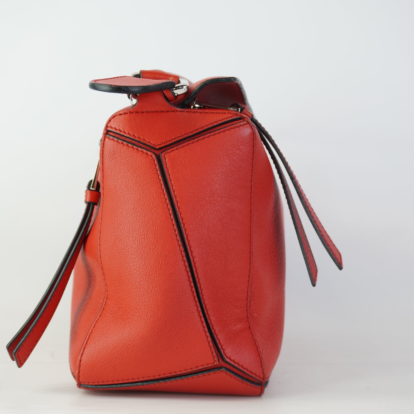 Loewe Puzzed Red Calfukin Lether