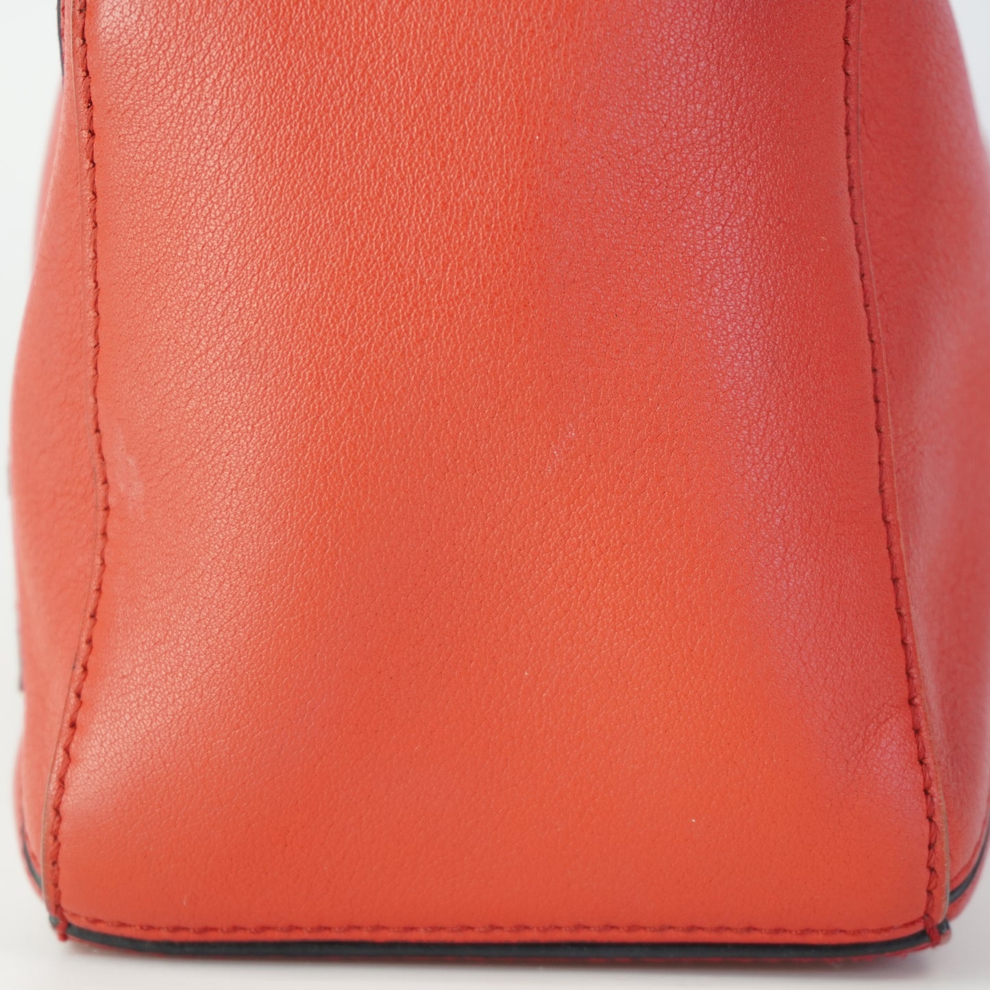 Loewe Puzzed Red Calfukin Lether