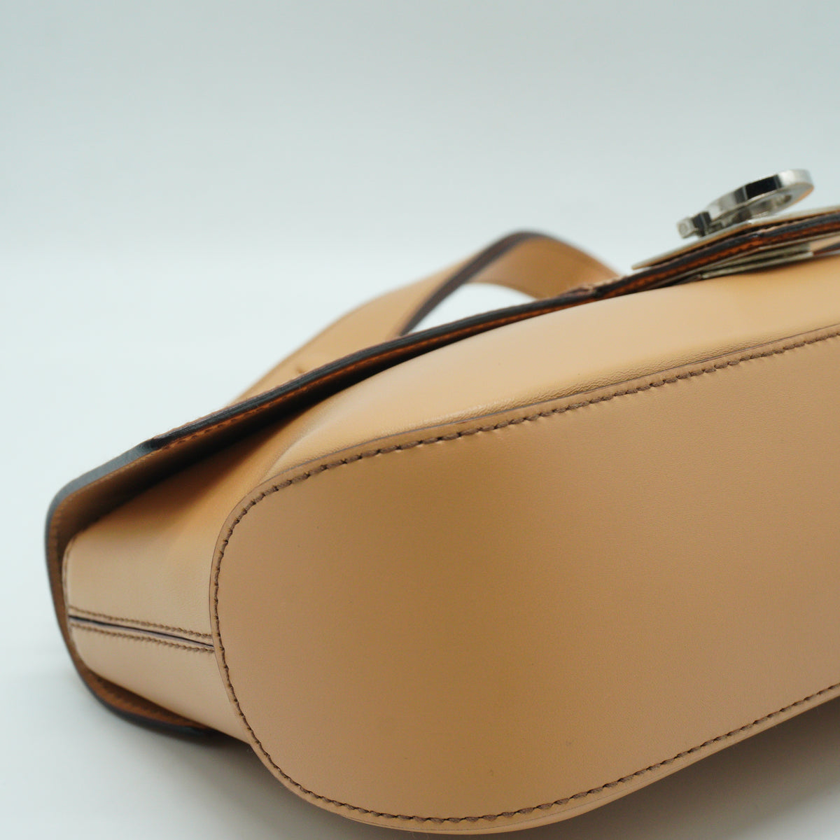 Salvatore Ferragamo	Gacini Leather Shoulder Bag Small Beige GHW