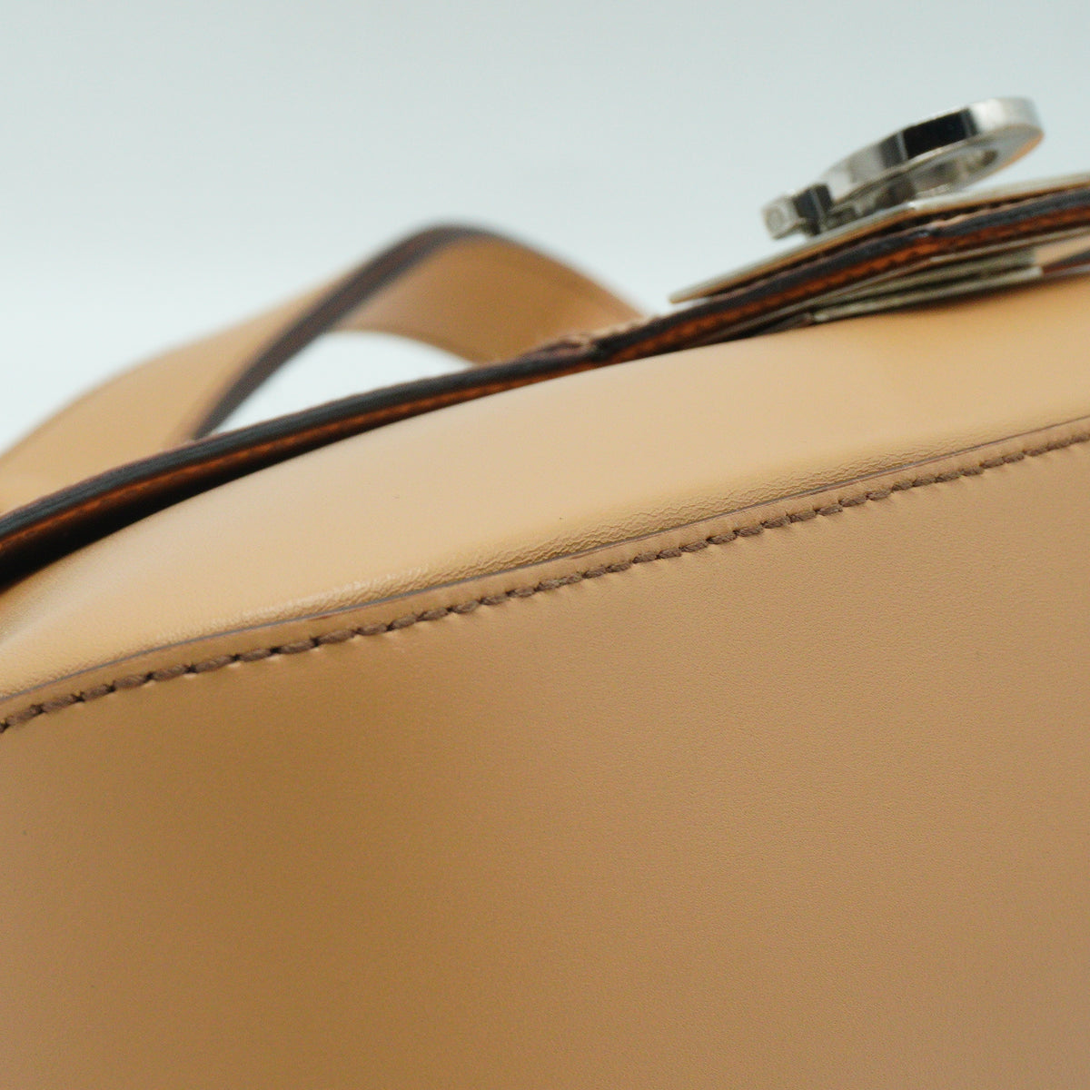 Salvatore Ferragamo	Gacini Leather Shoulder Bag Small Beige GHW