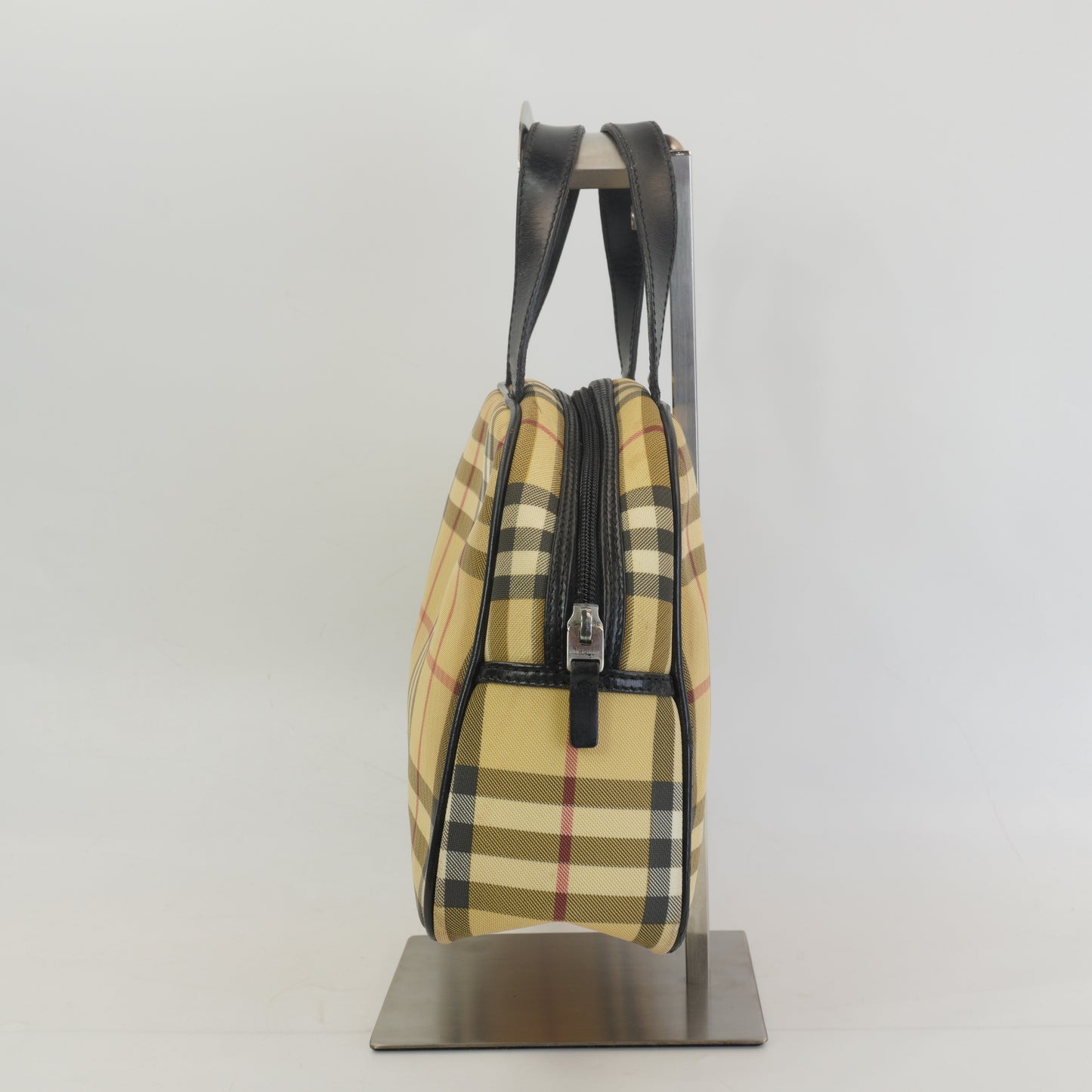 Burberry	Nova Check Tote SHW Medium