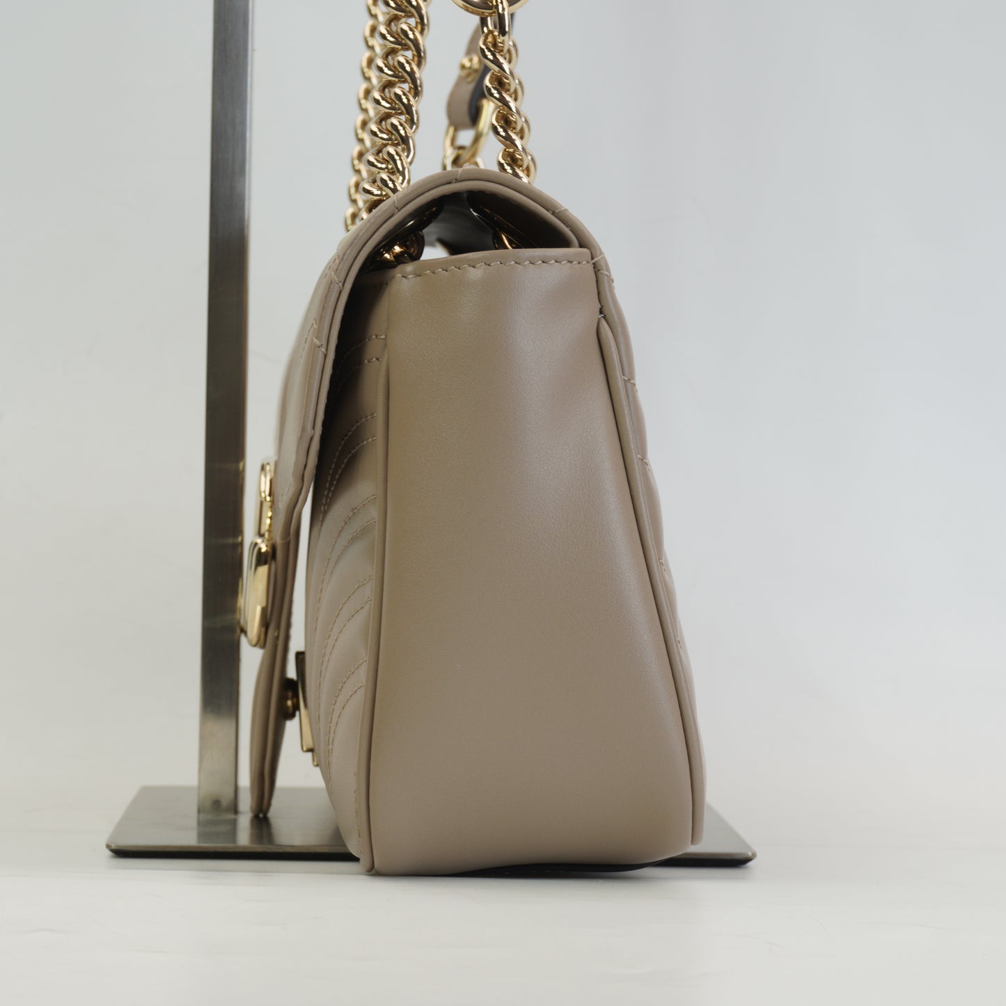 Gucci Marmont Beige GHW Medium