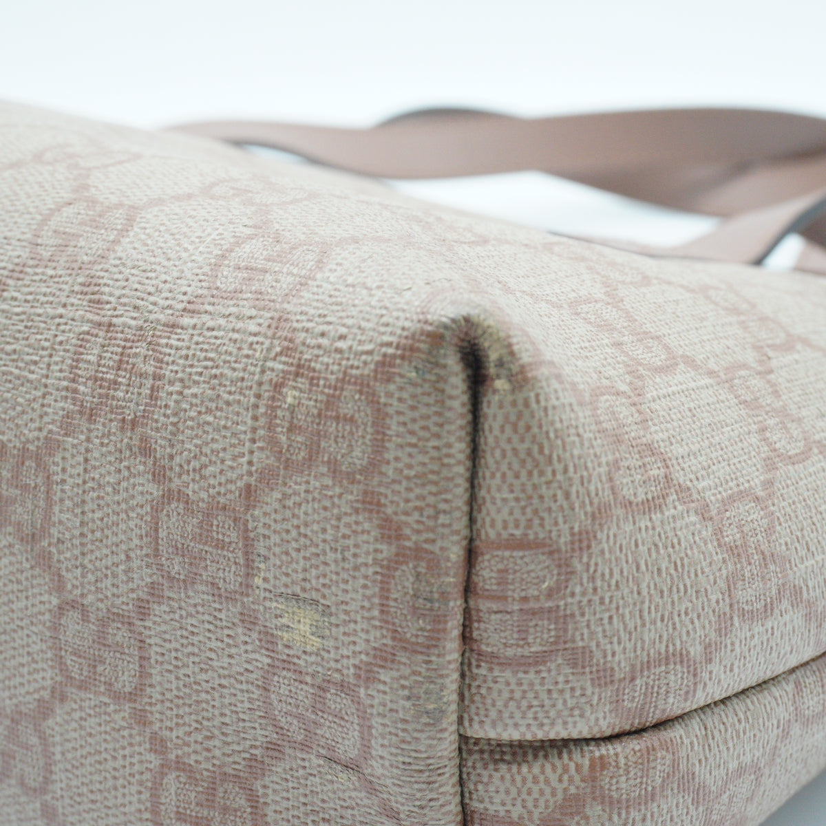 Gucci	GG Monogram Coated Canvas Small Beige/Pink Tote GHW