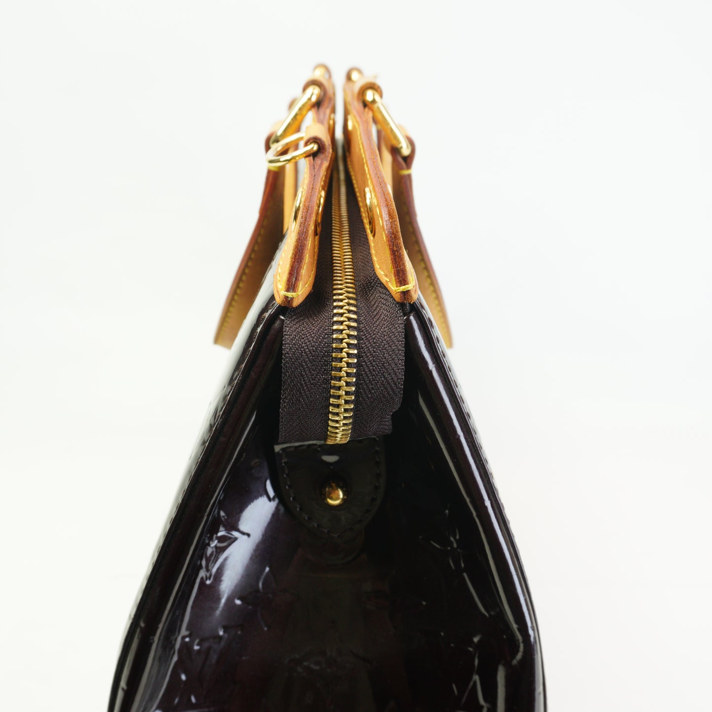Louis Vuitton	Brea Monogram Vernis patent leather large GHW
