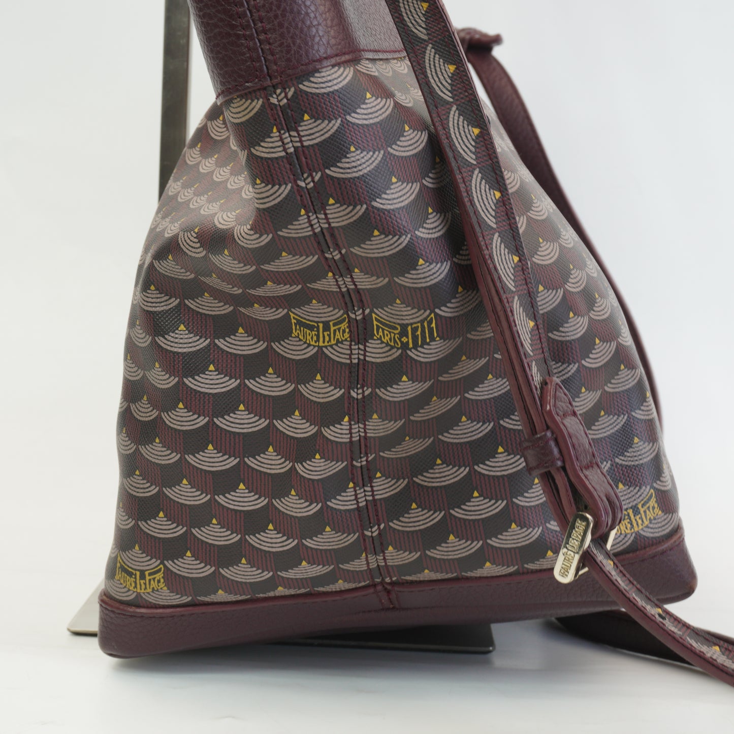 FLP	Carry-On SHW Small
