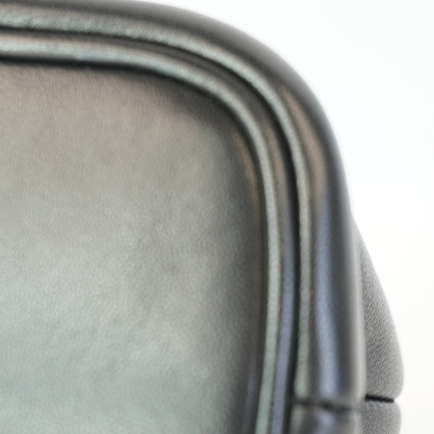 Jacquemus	Le Petit Clino Black Small Black GHW