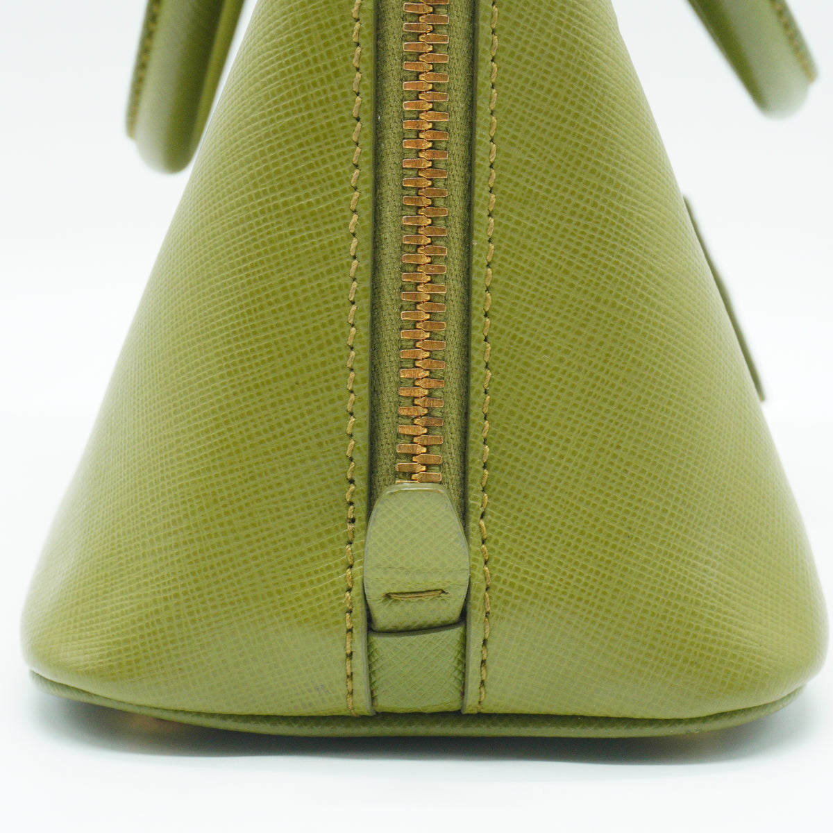Prada	Promenade Bag Medium Saffiano Olive Green GHW