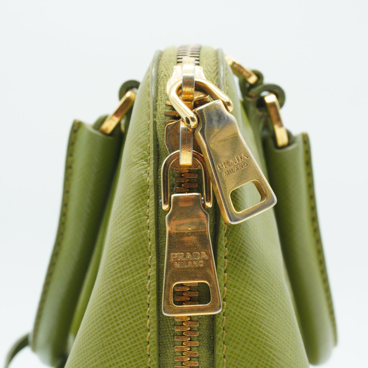 Prada	Promenade Bag Medium Saffiano Olive Green GHW