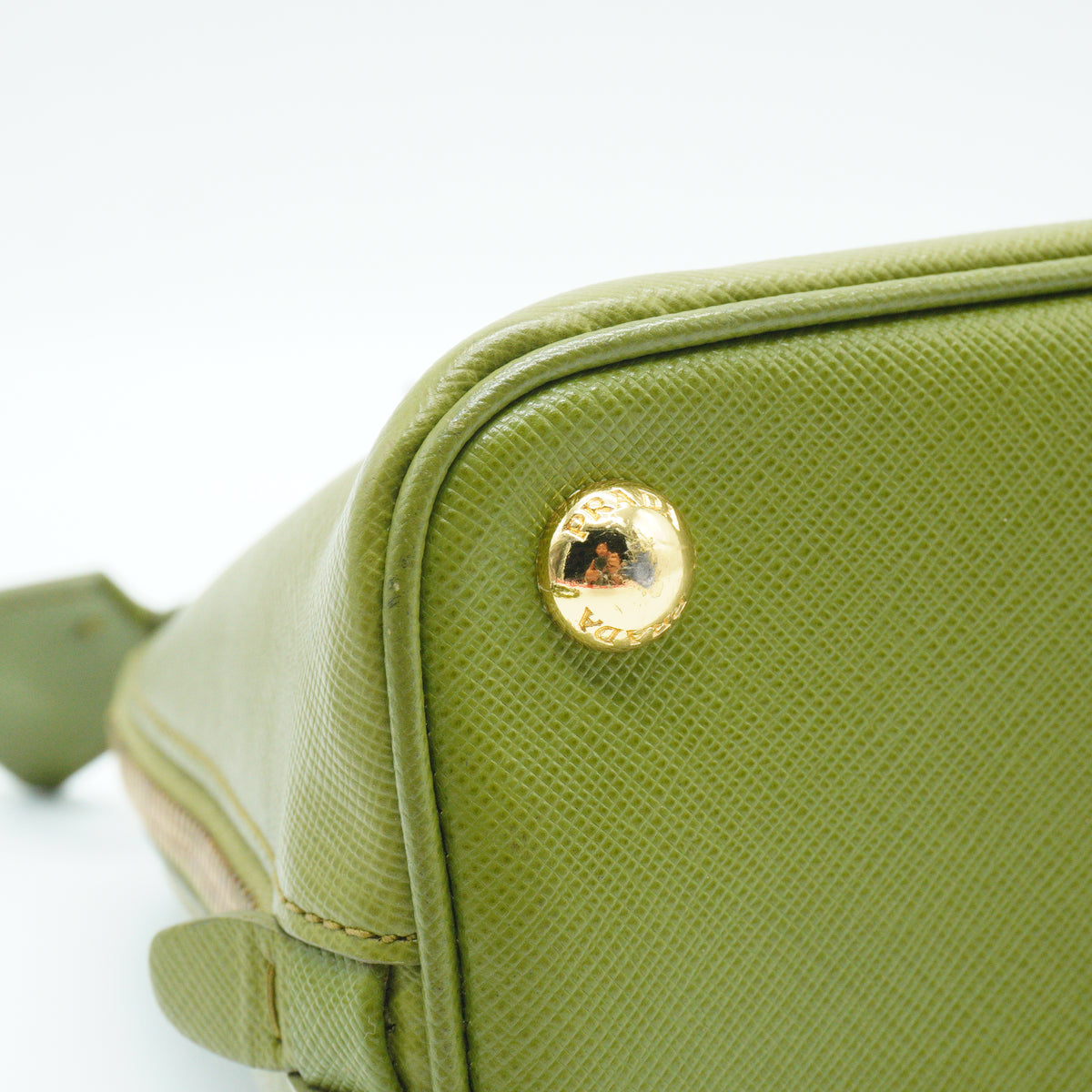 Prada	Promenade Bag Medium Saffiano Olive Green GHW