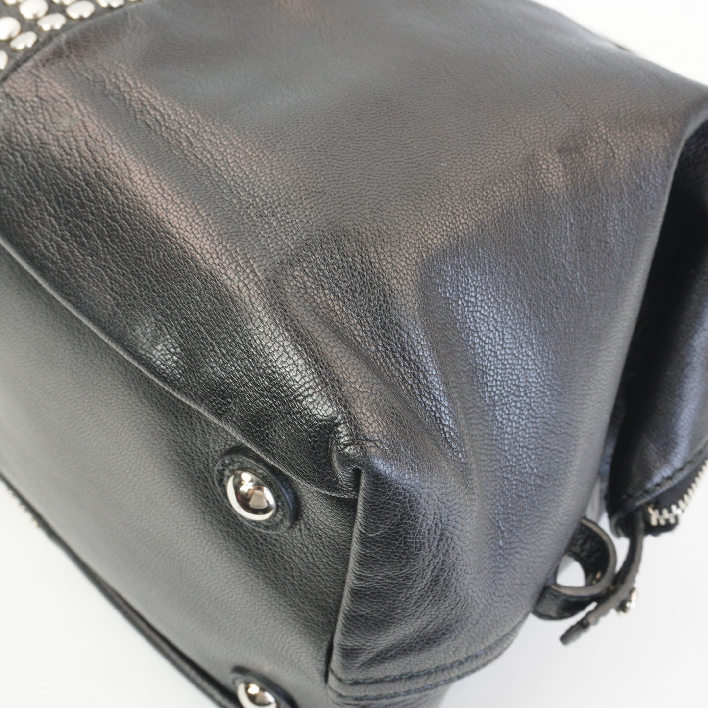 YSL	Easy Y Studded Bag SHW Medium
