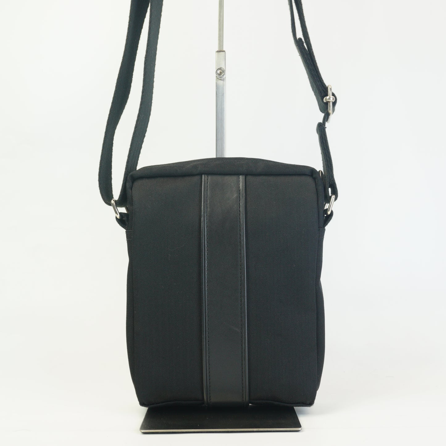 Hermes	Acapulco Bandouliere Messenger Bag Black Small SHW