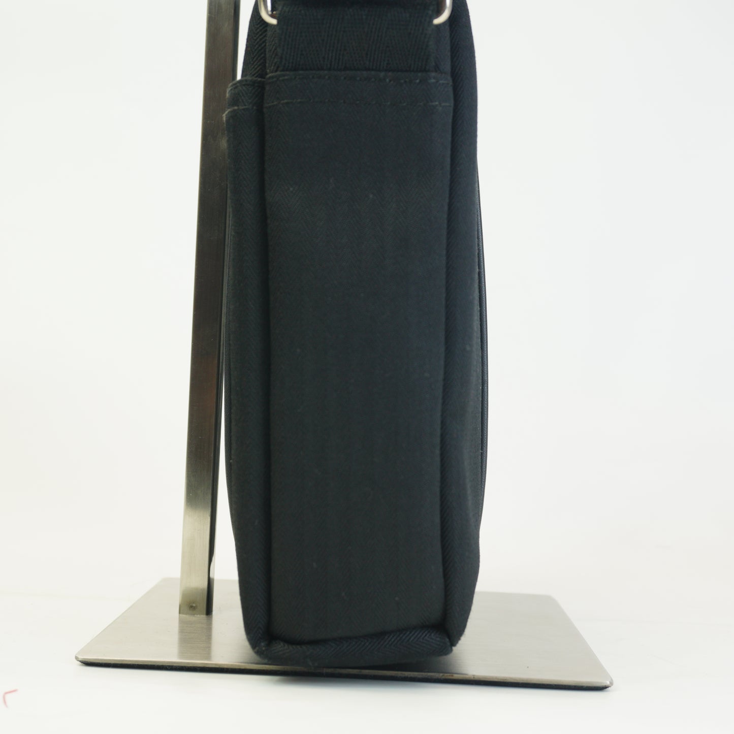 Hermes	Acapulco Bandouliere Messenger Bag Black Small SHW