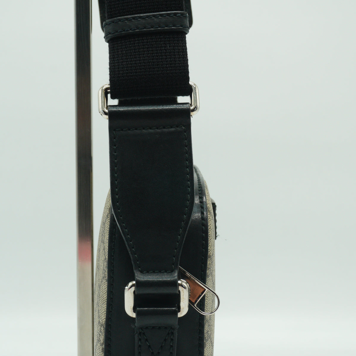 Gucci Messenger Bag Small GG Canvas SHW