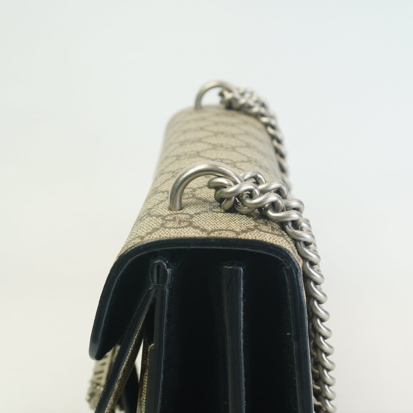 Gucci Dionysus  GG Supreme/Black Trims Medium SHW